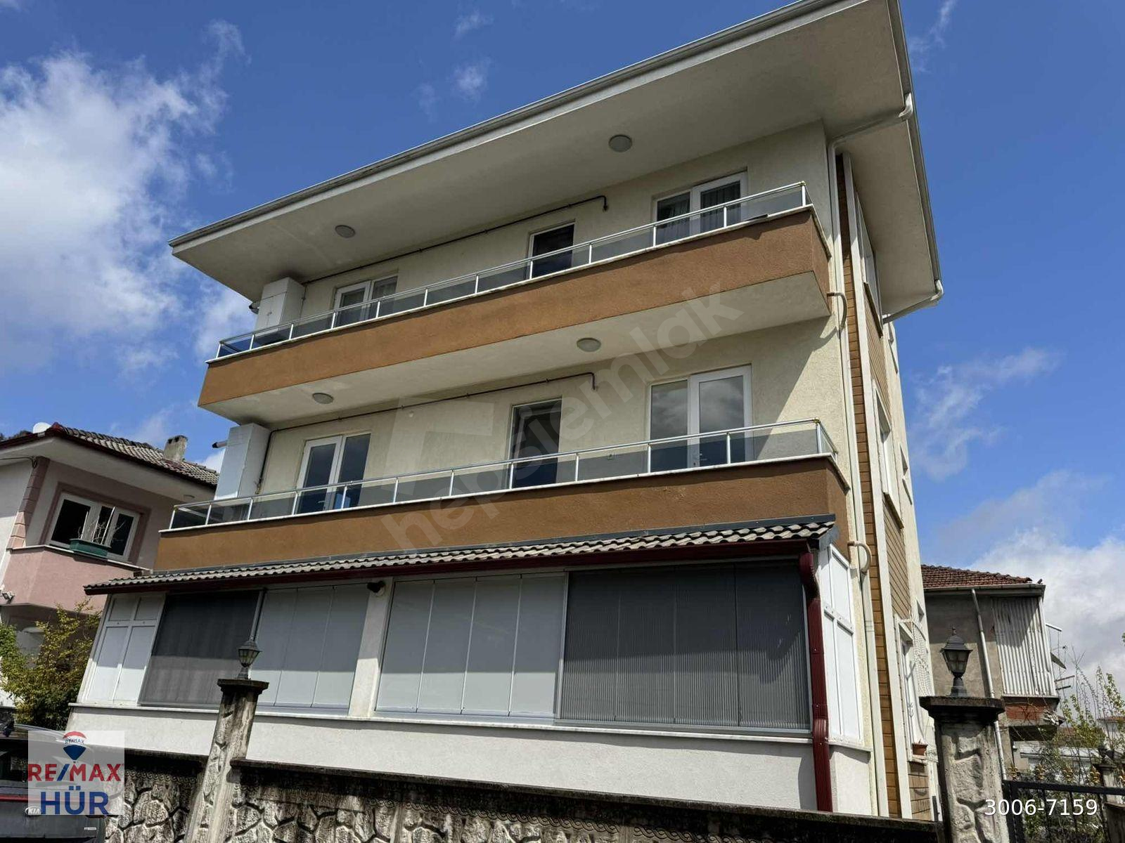 ADAPAZARI DEVOĞLU CADDESİ 2+1 SATILIK DAİRE