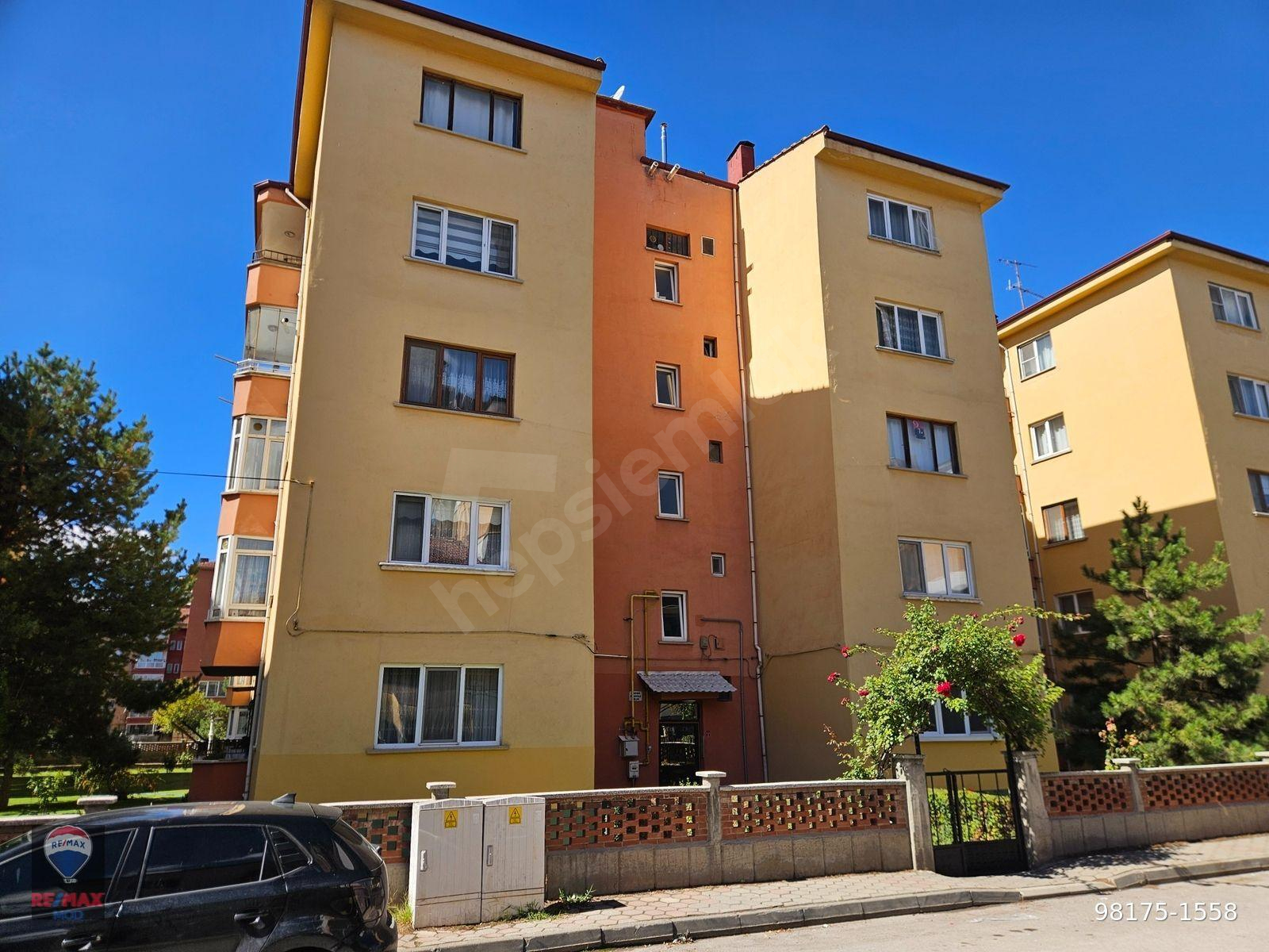 REMAX MOD'DAN ETİ CADDESİ SİTE İÇİ KİRALIK 3+1 DAİRE