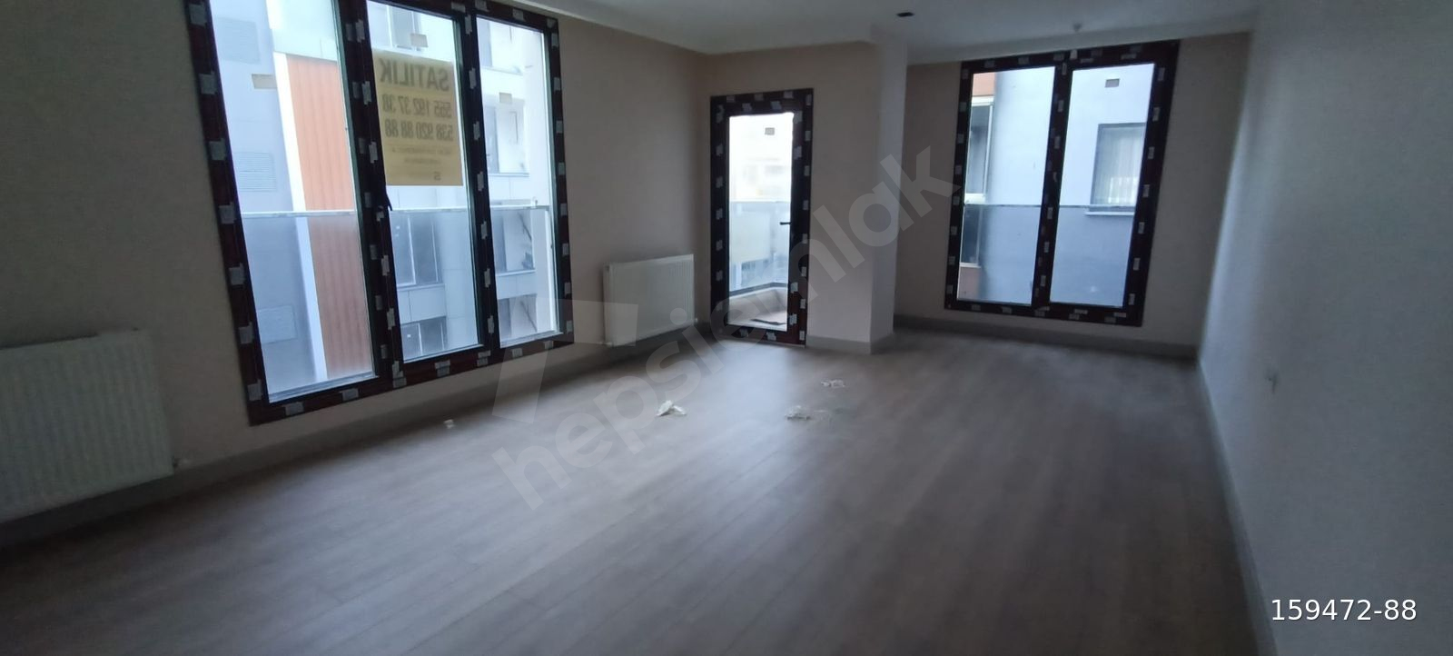 BAHÇELİEVLER MERKEZ MAHALLESİNDE GENİŞ 3+1 ARAKAT DAİRE