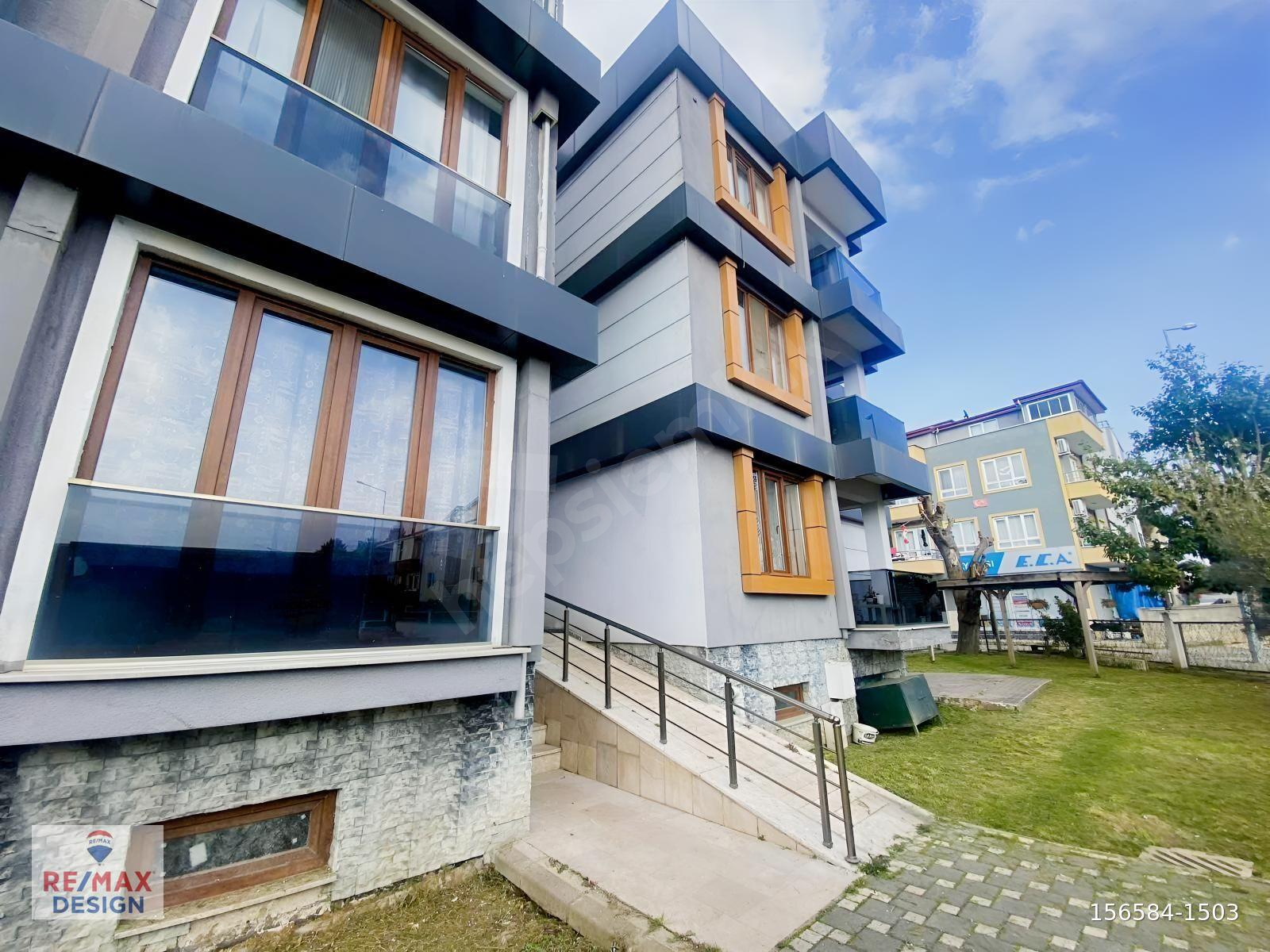 REMAX DESIGN SERDİVAN ARABACIALANI 2+1 KİRALIK DAİRE