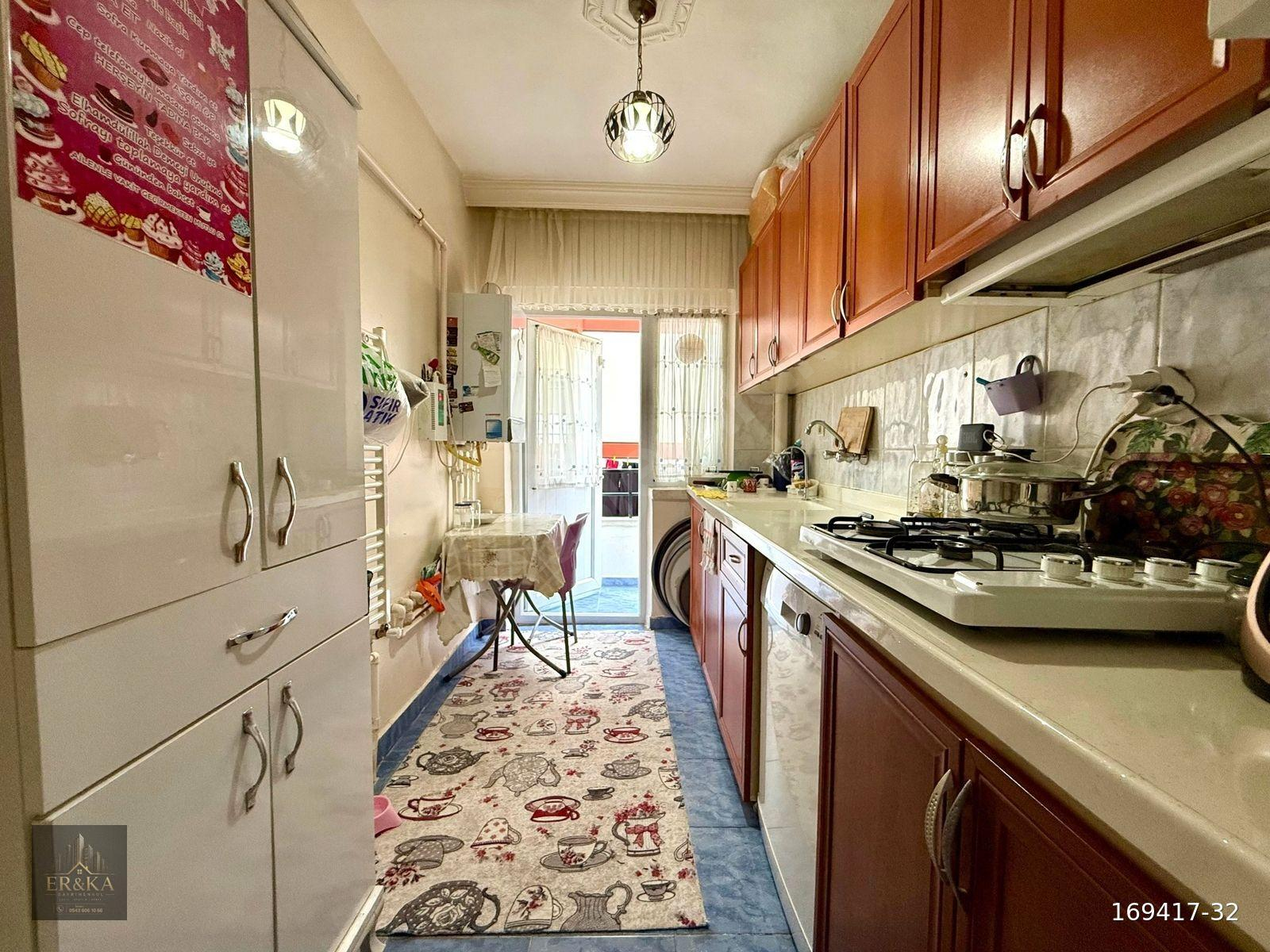 !!ER&KA GAYRİMENKUL'DEN CADDE ÜZERİ KAT KONUMLU 3+1 FERAH DAİRE!