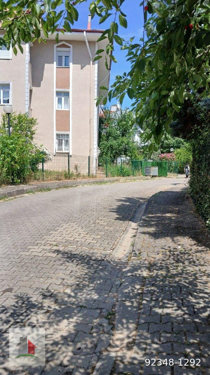 SARAYLI KALICI KONUTLARI 181 ADADA 3+1 105 M2 KULLANIM ALANLI 3.KAT DAİRE