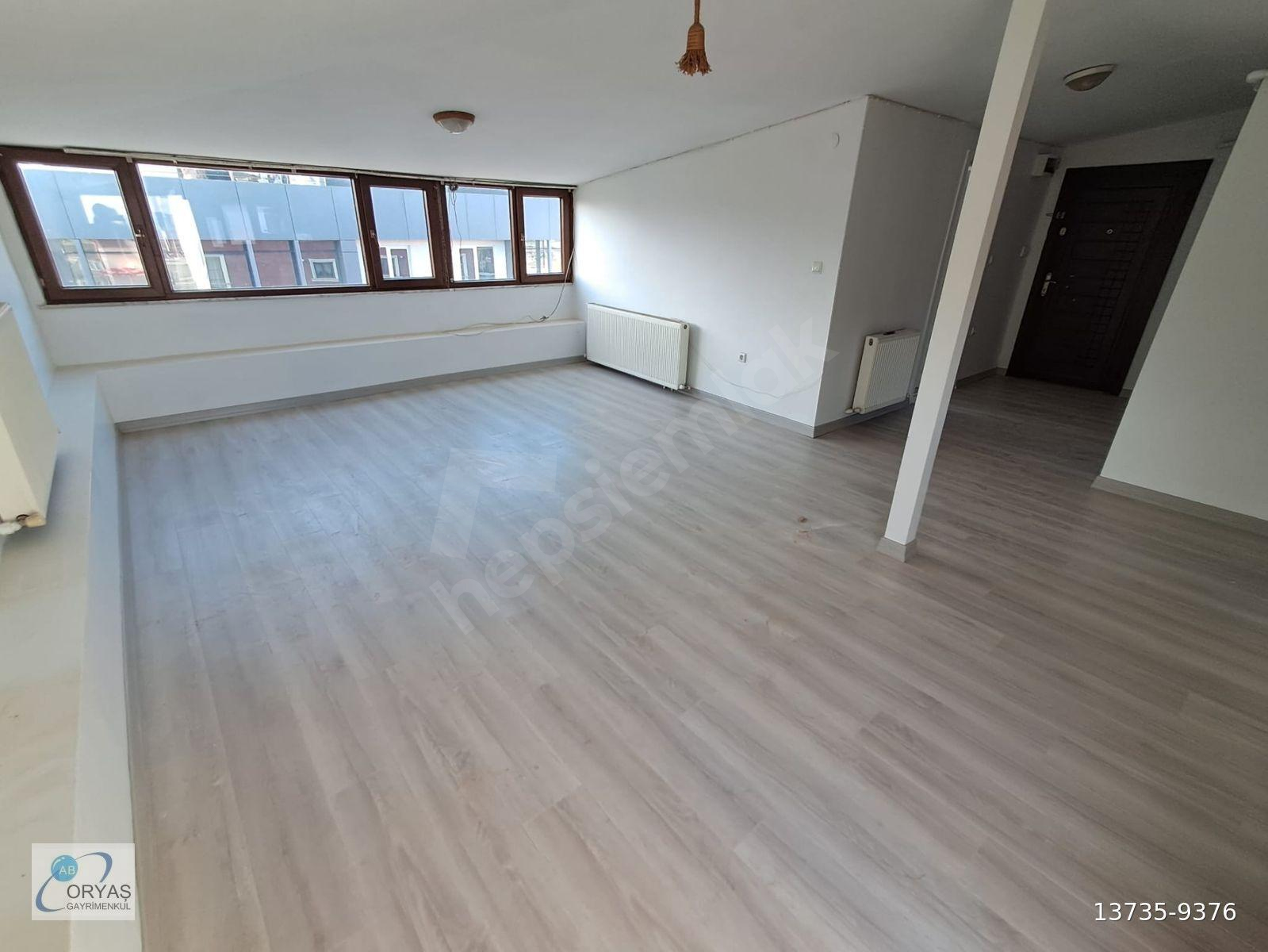 ATAŞEHİR İNÖNÜ KAİNAT CADDESİNDE TERASLI 90M2 2+1 DAİRE