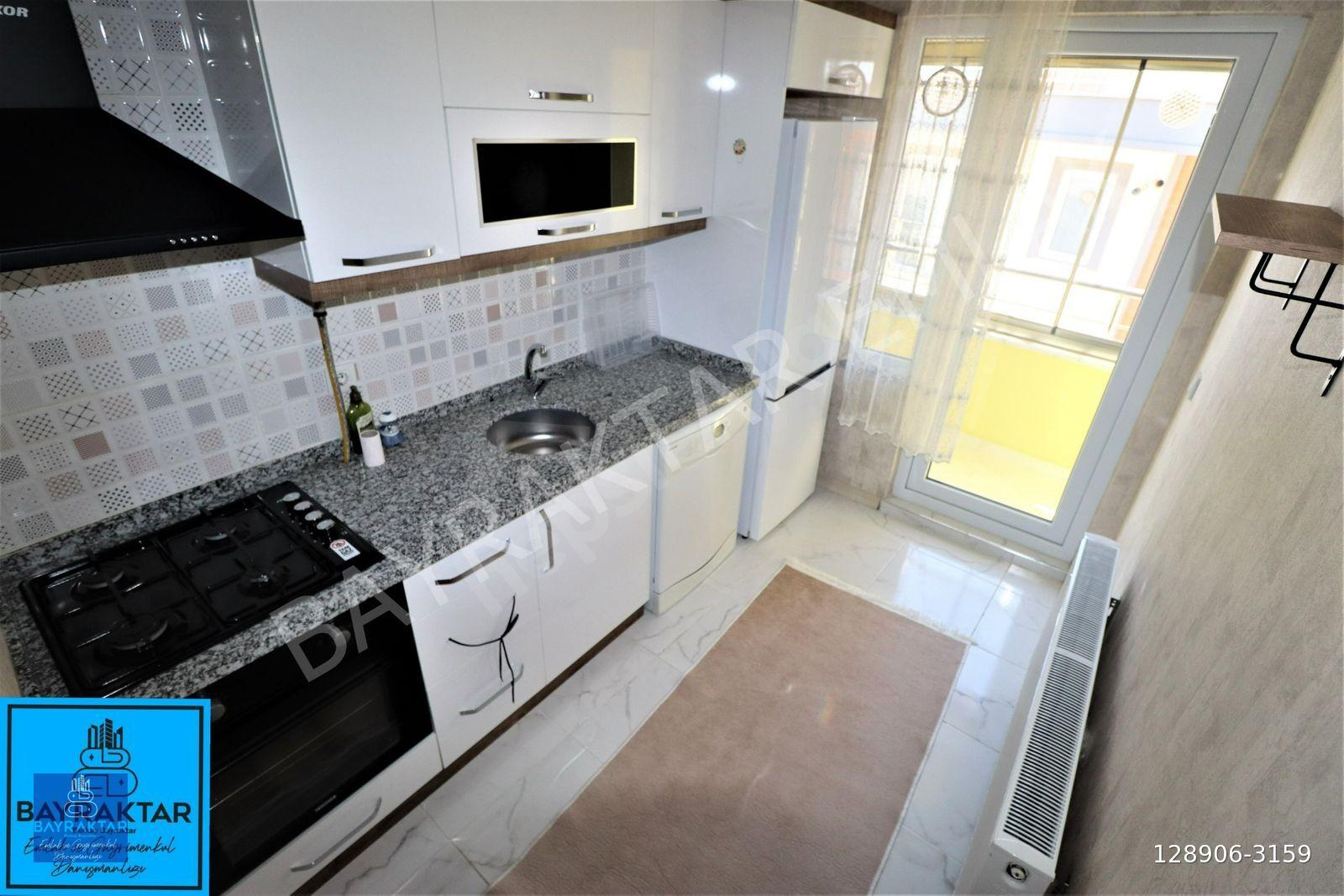 Bandırma Kapalı Pazar Yakını 2+1 Eşyalı Kiralık Daire Bayraktar Emlak'tan
