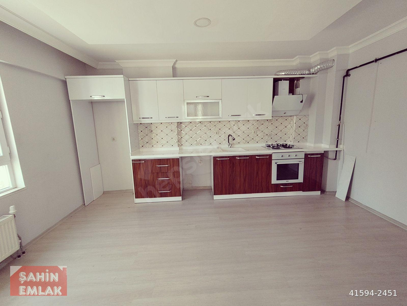 NATA VEGAYA 5KM ZİRVEKENT'DE 3+1 FUL YAPILI,GENİŞ DAİRE,CADDE ÜZERİ.