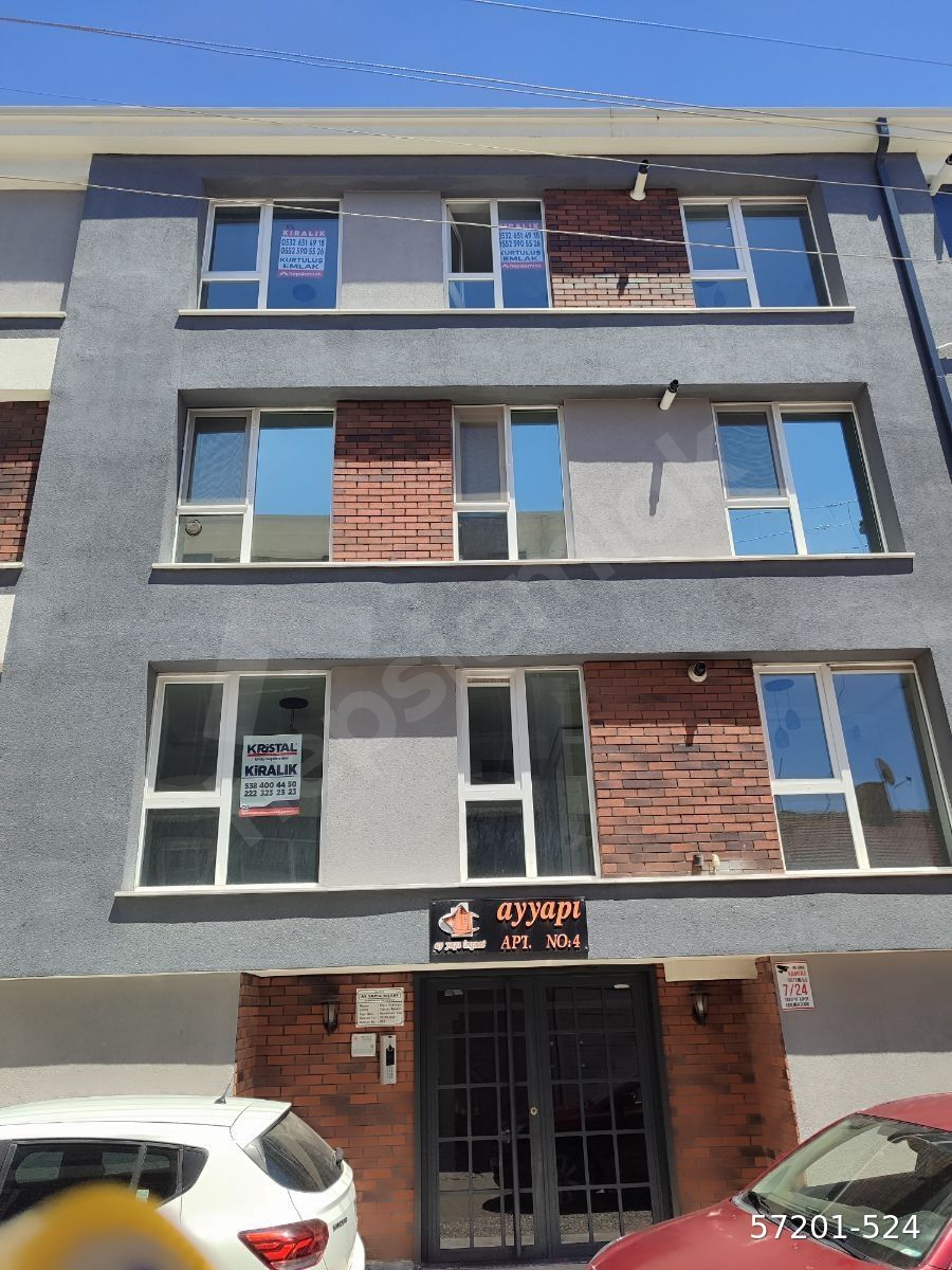 ESENTEPE DE YENİ 1+1 DAİRE