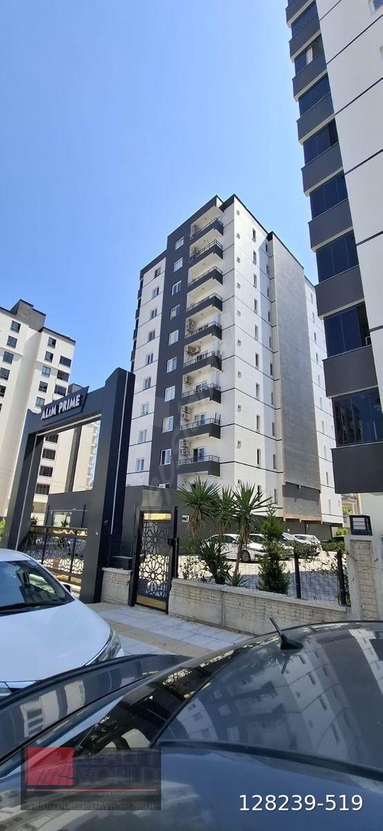 ERDEMLİ MERKEZ MAH.'DE HAVUZLU SOSYAL DONATILI 3+1 SATILIK DAİRE