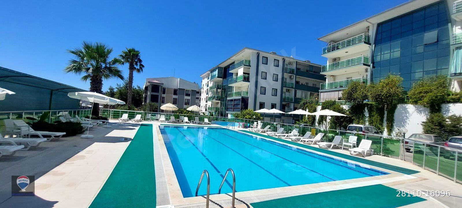 EGE MAHALLESINDE KALORIFERLI BAKIMLI ARA KAT DAİRE