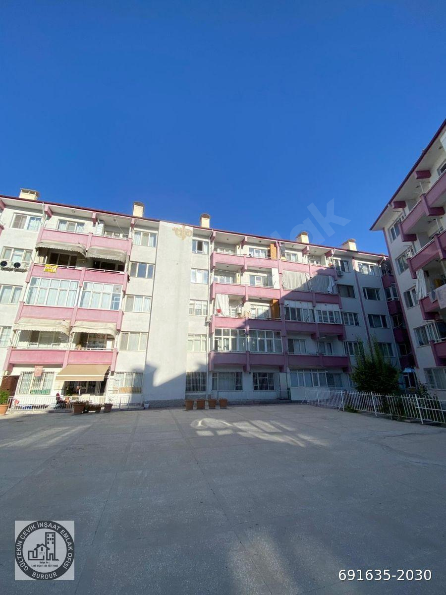 BURDUR MERKEZ ŞEKER ORTAOKULU YANI DOSTLAR SİTESİ KİRALIK 3+1 DAİRE