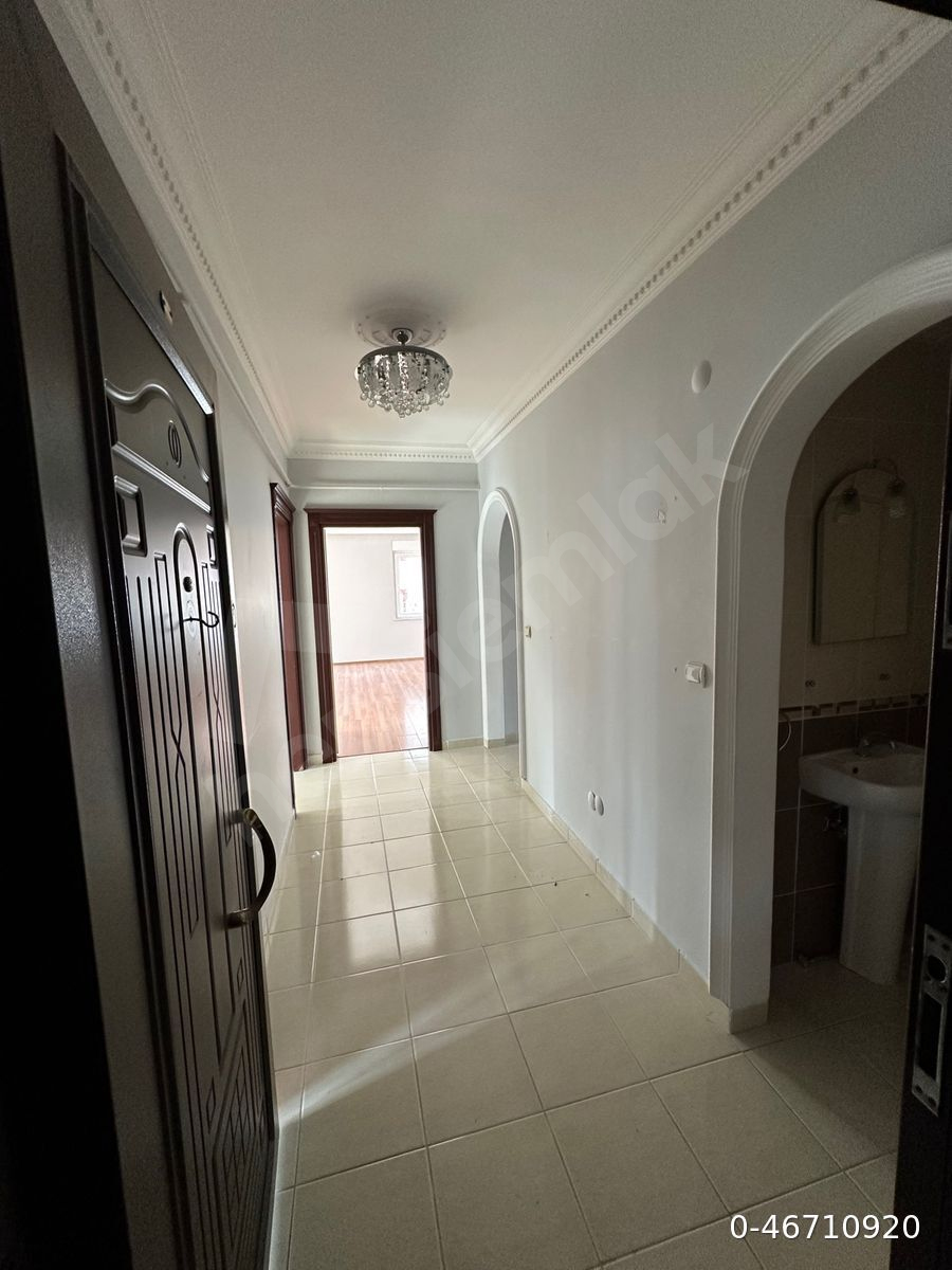 Kadıpaşa’da Geniş 3+1 Ayrı Mutfak 150m2 Daire