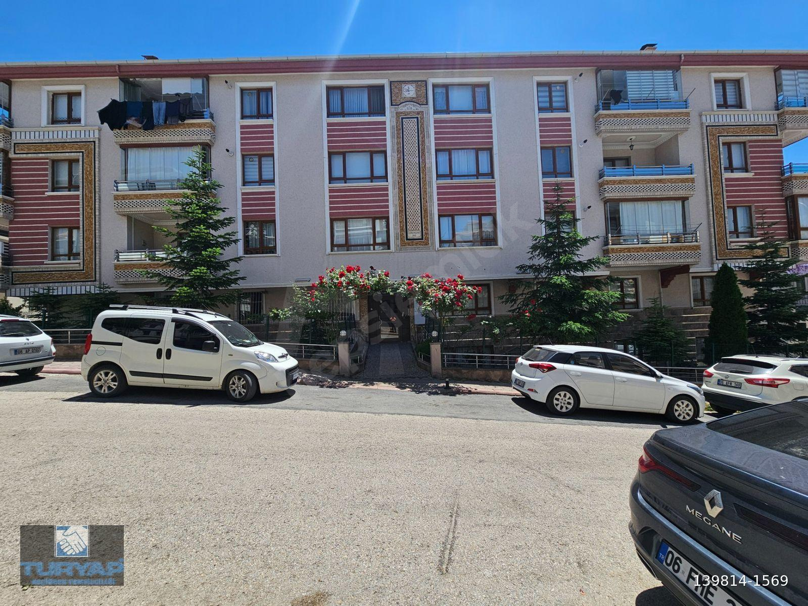 BADEMİLİK MH. ZEYTİNLİK SK. 3+1 ASANSÖRLÜ EBEVEYN BANYOLU