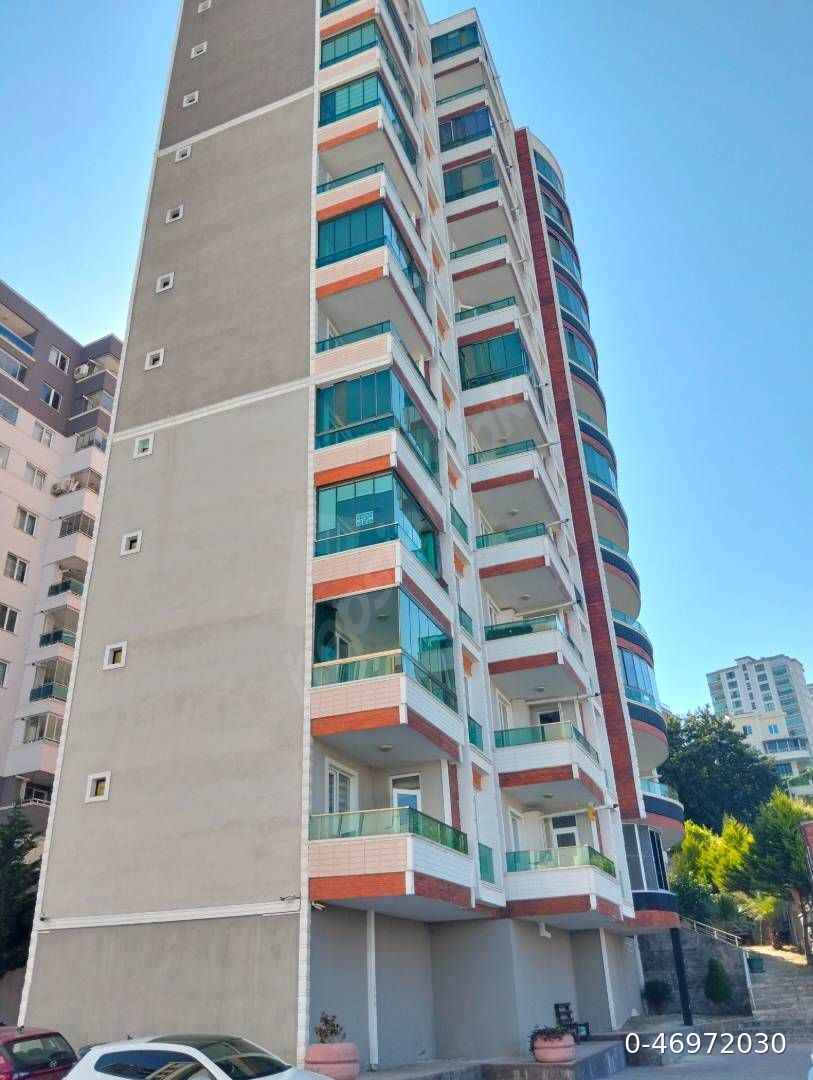 Yenimahallede 2+1 satılık