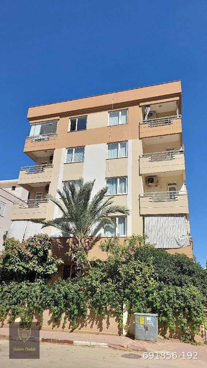 ANTALYA MERKEZ MEYDANKAVAĞINDA GENÇ BAKIMLI SİTE İÇİNDE Denize yakın 3+1