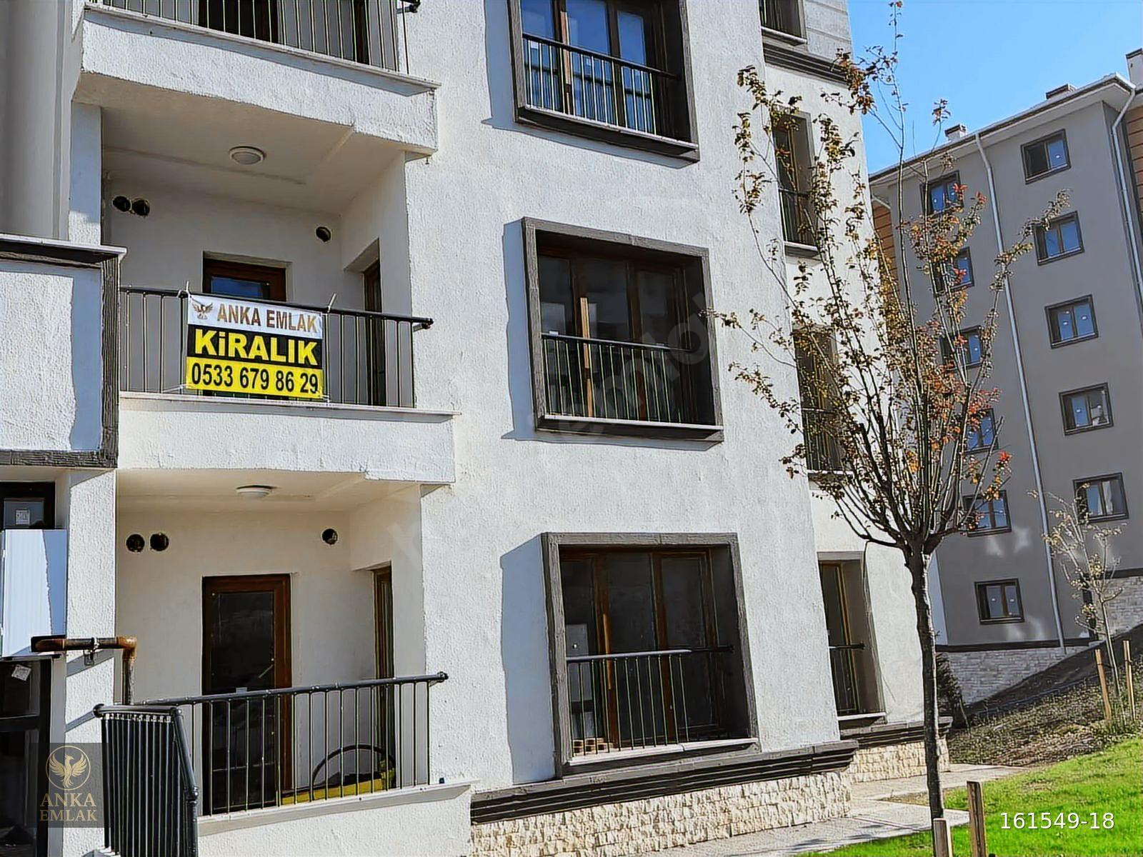 ANKA EMLAKTAN 2,ETAPTA 2 KATTA ARAKAT 2+1DAİRE ÖNÜ AÇIK GK DAİRE