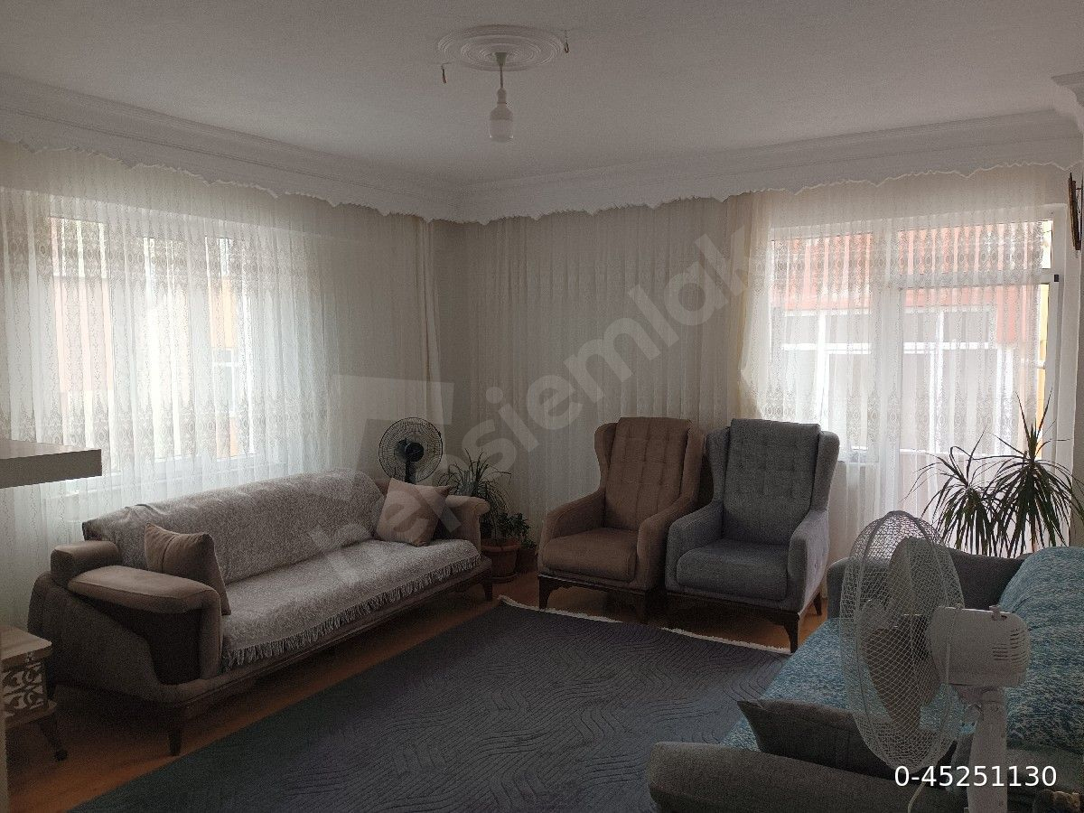 sahibinden satılık geniş kullanışlı iskanlı asansörlü 3+1 daire