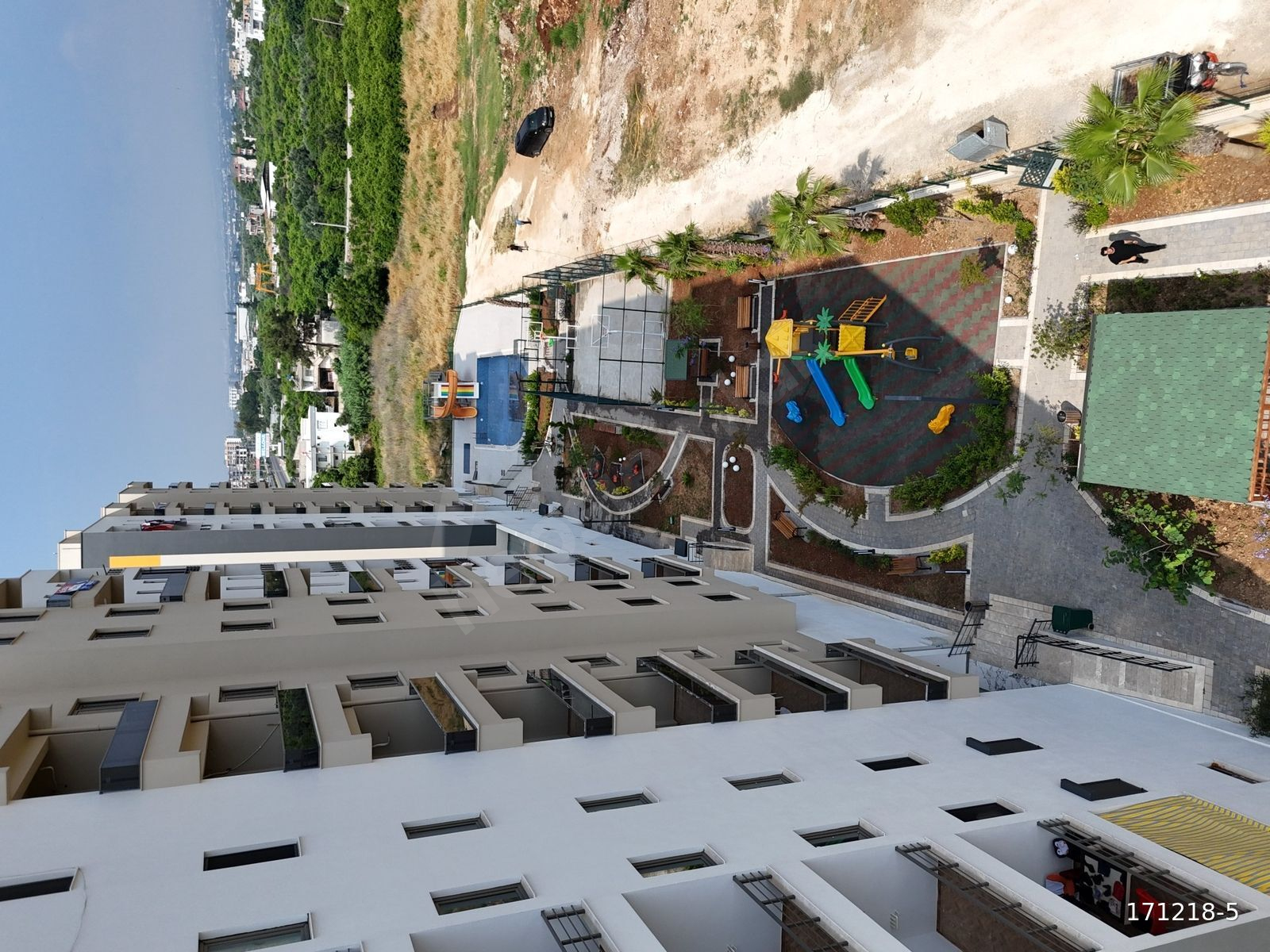 MERSİN TÖMÜK'TE SİTE İÇERİSİNDE 2+1 SATILIK DAİRE | 80 m²