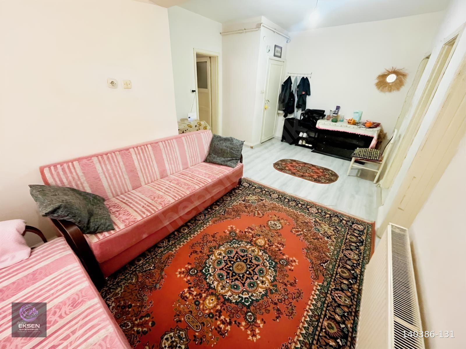 CEVATPAŞA MAHALLESİ FIRSAT FİYATA AYRI MUTFAKLI 2+1 DAİRE