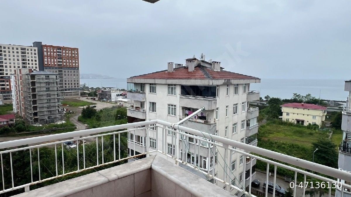 RİZE PAZAR HAMİDİYE'DE HASTANE VE ADLIYE YANINDA KİRALIK DAİRE