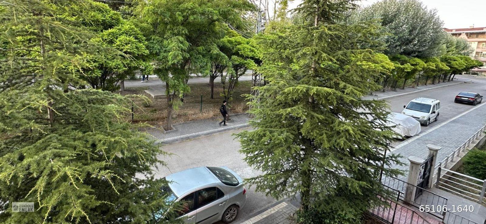 POLATLI ANADOLU DAN ŞEHİTLİK KİRALIK SÜPER KONUMLU ARA KAT 3+1KATTA TEK DAİREDİR KÖROGLU MARKET YANI