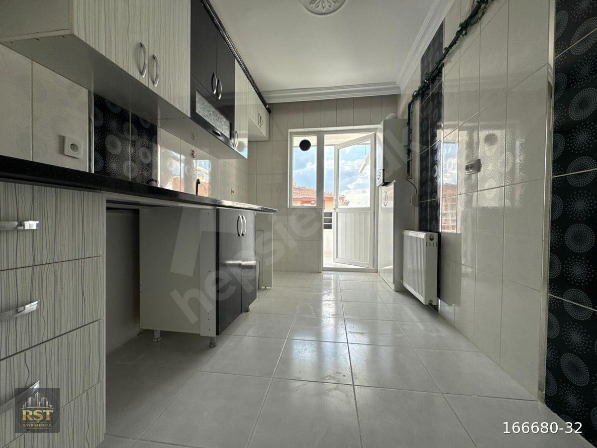 TANDOĞAN MH.DE SATILIK YAPILI 3+1 DAİRE RŞT GAYRİMENKUL DE 3. SON KAT