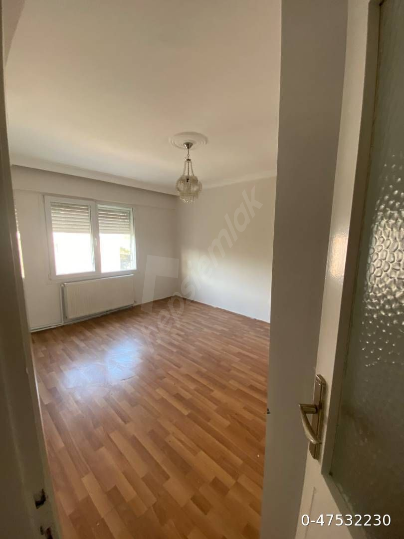 bornova en güzel mevkisinde kiralık daire