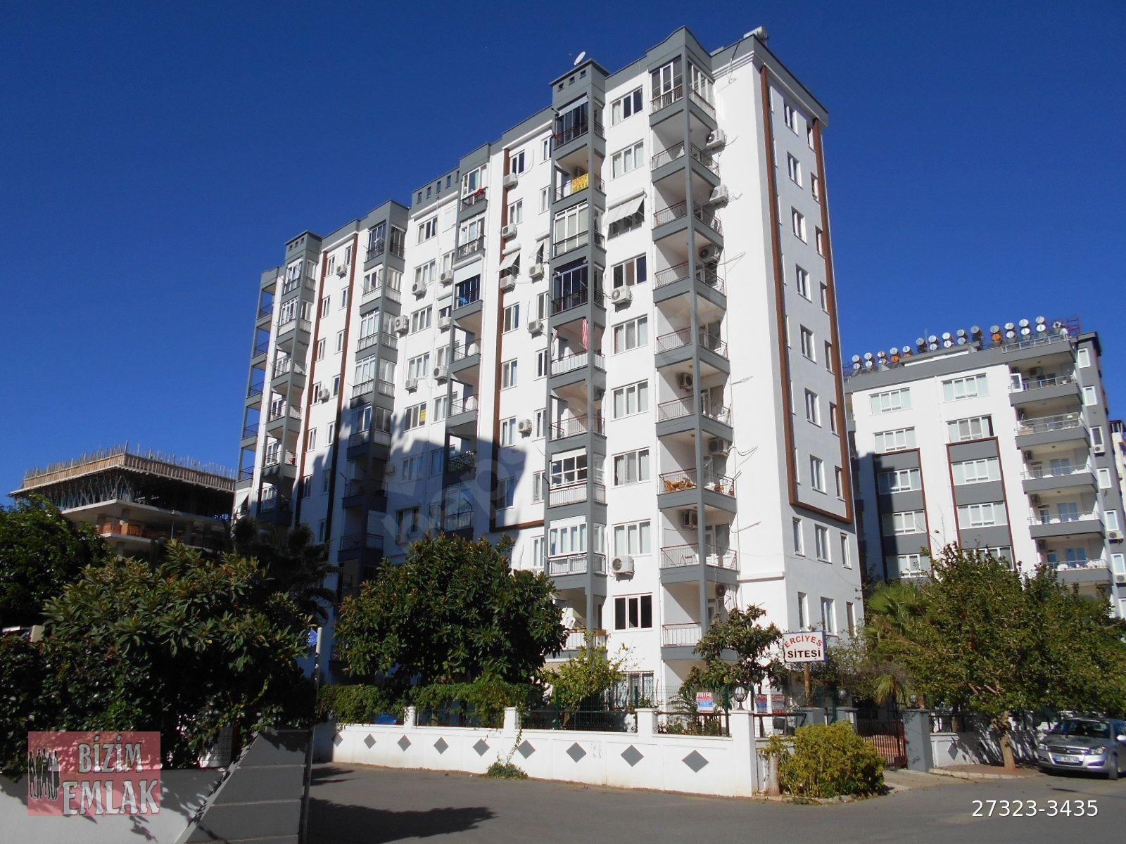 Konyaaltı Uncalı da Yüzme Havuzlu Sitede 2+1 8.Kat 6 850 000TL