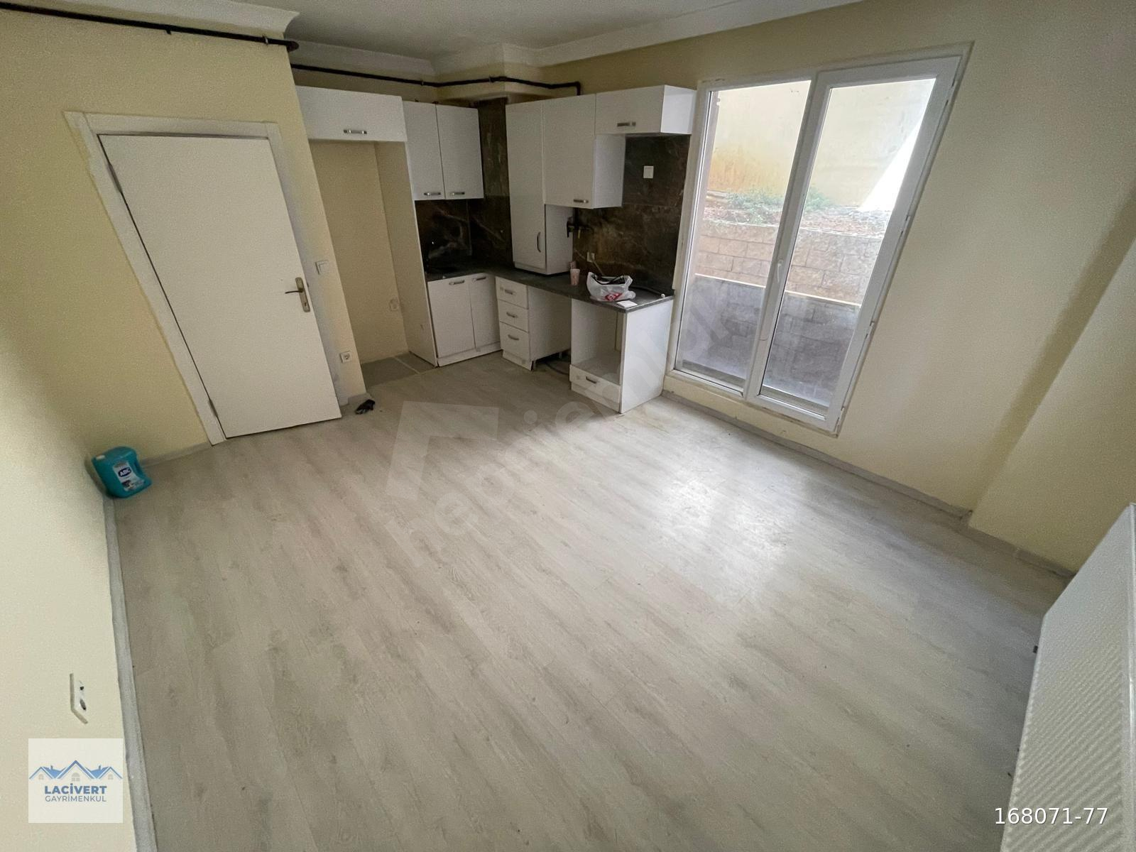 LACİVERT GAYRİMENKULDEN FIRSAT ÇİFT GİRİŞLİ BOŞ DUBLEX DAİRE