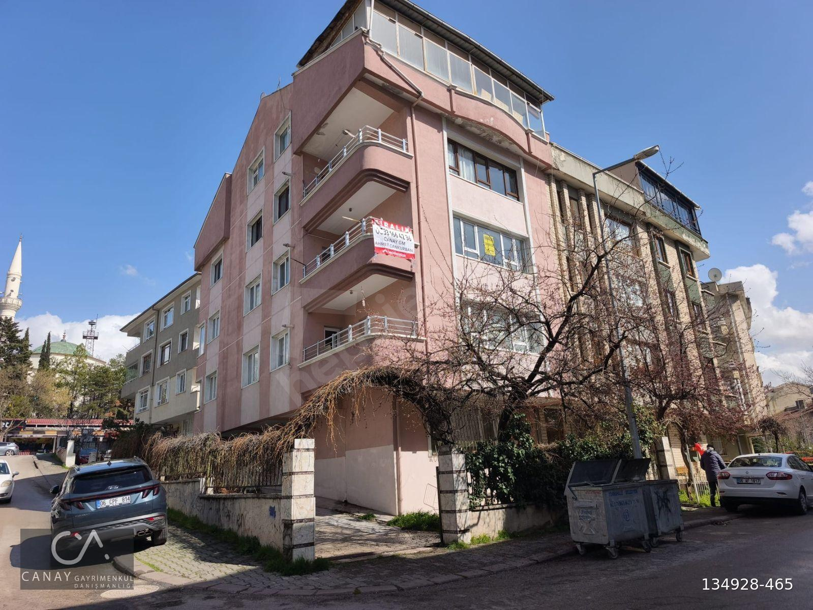 YENİMAHALLE ESENTEPE ŞEHİR MANZARALI ÖNÜ AÇIK ÇİFT TERASLI 5+1 250M2 SATILIK DUBLEKS