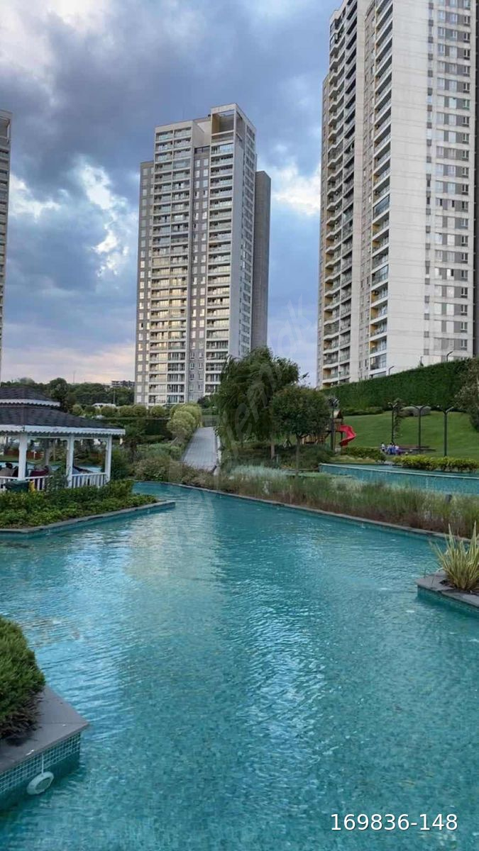 BAHÇEŞEHİR GÖL PANAROMA EVLERİ SATILIK BOŞ 1+1 DAİRE