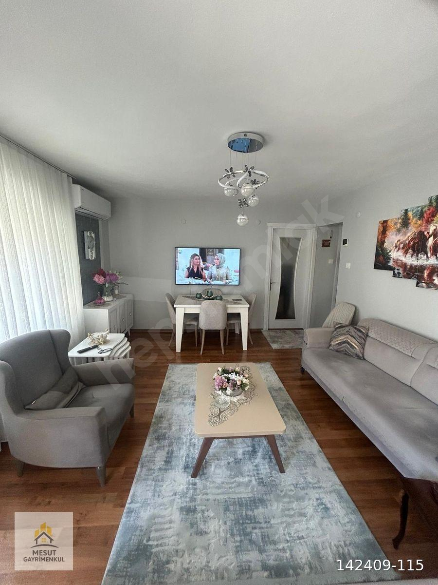 İzmir Bayraklı Merkez Satılık 2+1 DaireÇarşıya Yürüme Mesafesi