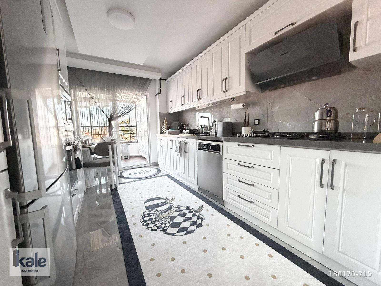 ▄KALE▄ARADIĞIN HERŞEY BURADA! BAĞLARBAŞI CAD.YAKINI 170M²NET 4+1