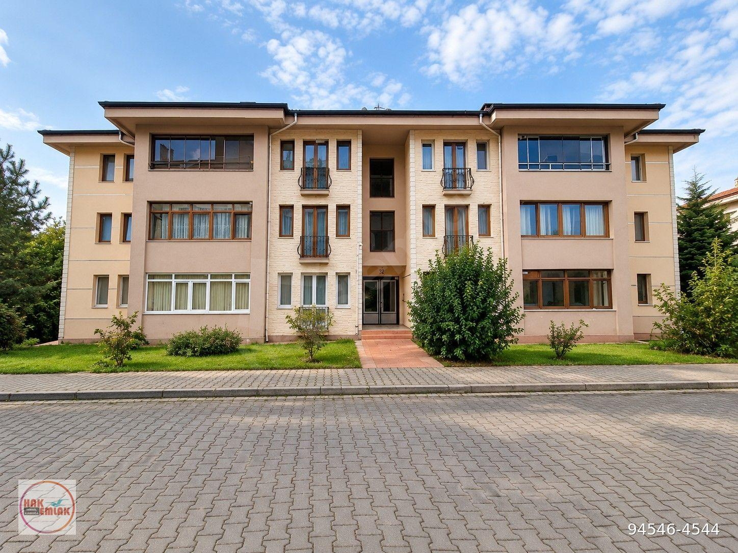 Hak Emlak'tan Bahçeşehir Mah Kalıcı Konutlarda Kiralık 3+1 Daire