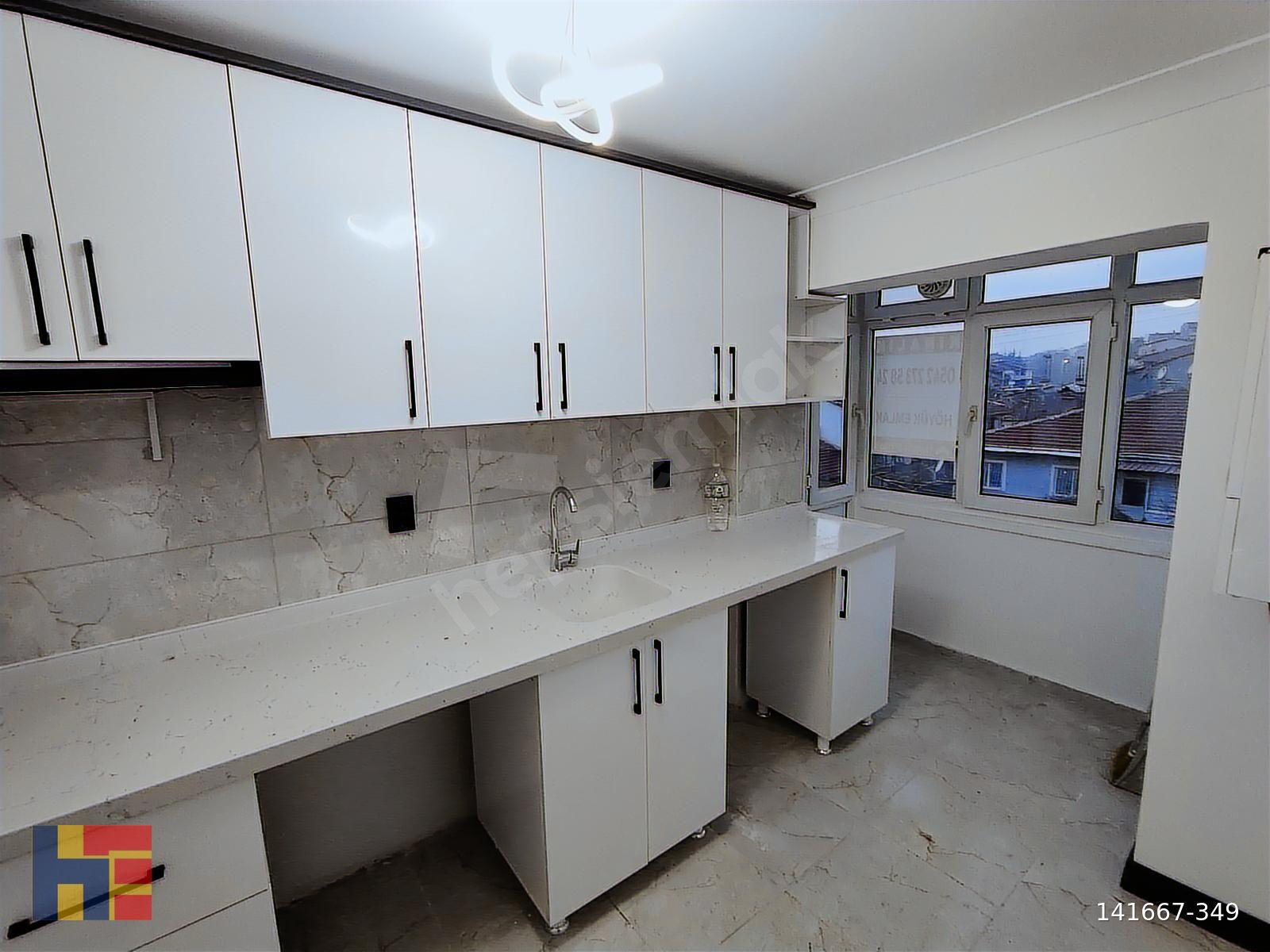 Fatih'te Full Yapılı, Merkezi Konumda 2+1 Kiralık Daire