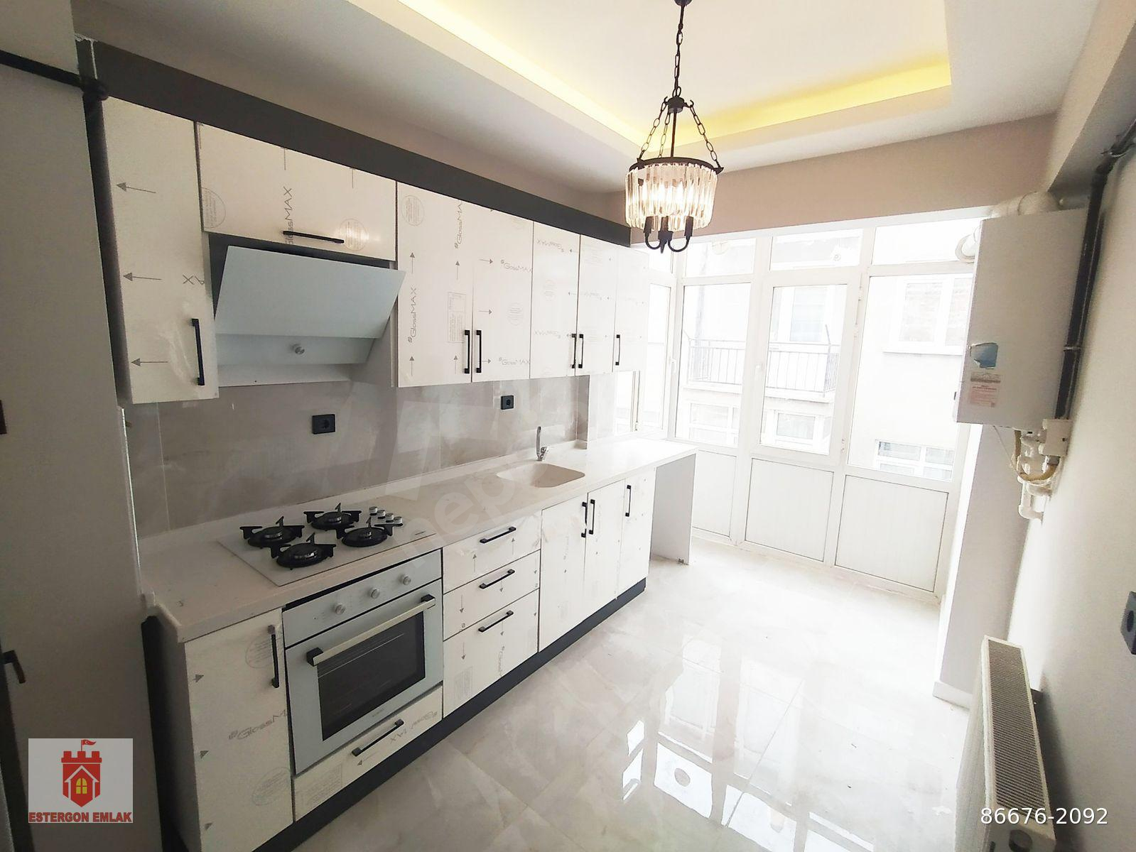 Keçiören Çekirge Caddesi'nde Satılık Daire 3+1 Full Yapılı Orta Kat Güney Ön Cephe Fırsat