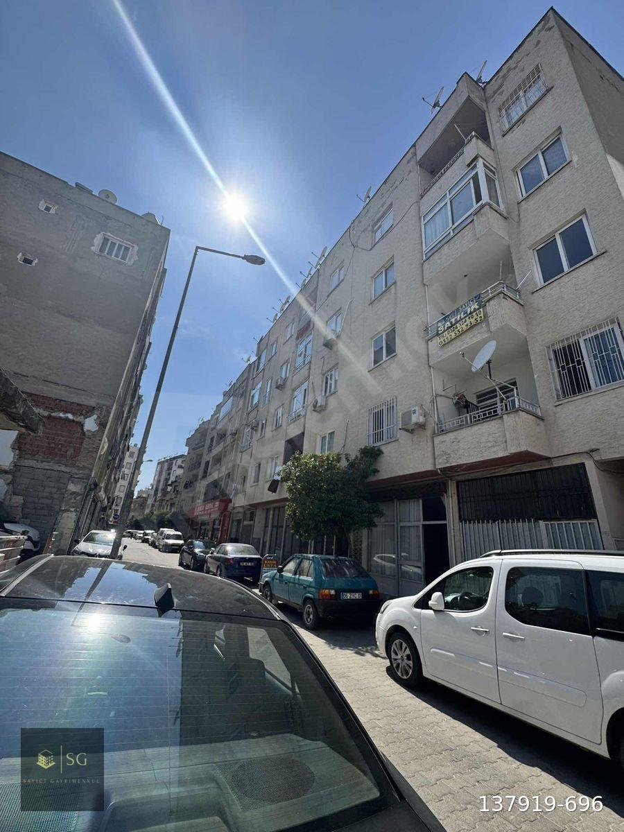 SSK CİVARI MERKEZİ KONUMDA ARA KAT G/K CEPHE KREDİYE UYGUN DAİRE