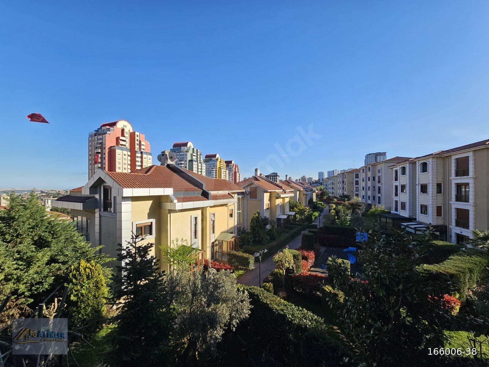 Bahçeşehir Spradon Evler 2+1 Kısa Katlı Blok Satılık Daire