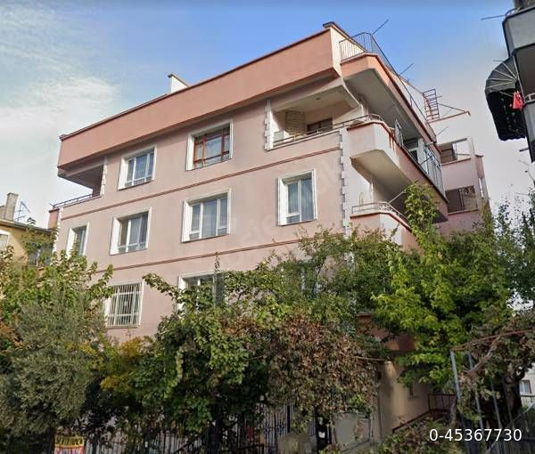 SAHİBİNDEN TIP FAKÜLTESİ YAKINI KATTA 3+1 DAİRE