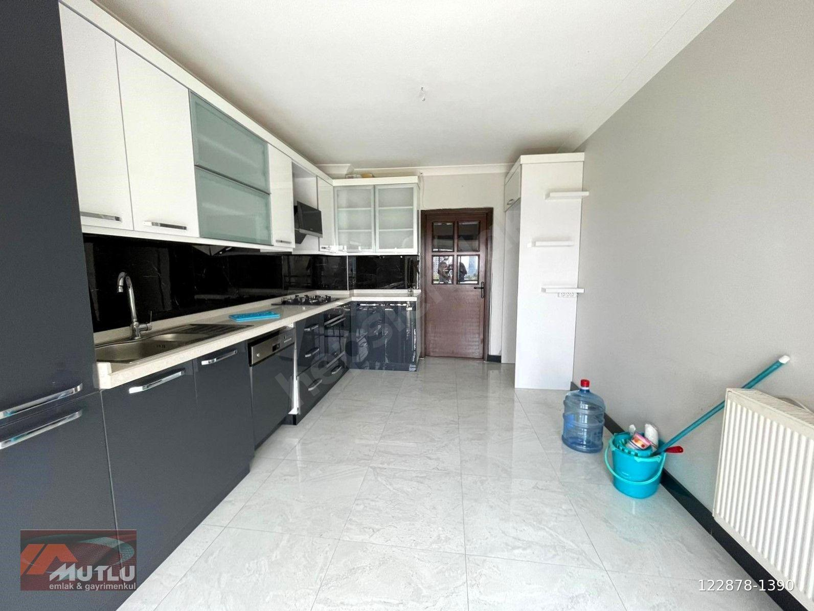 *MUTLU EMLAK'TAN SÖĞÜTÖZÜNDE 4+1+E.B.B FULL YAPILI FUL MANZARALI