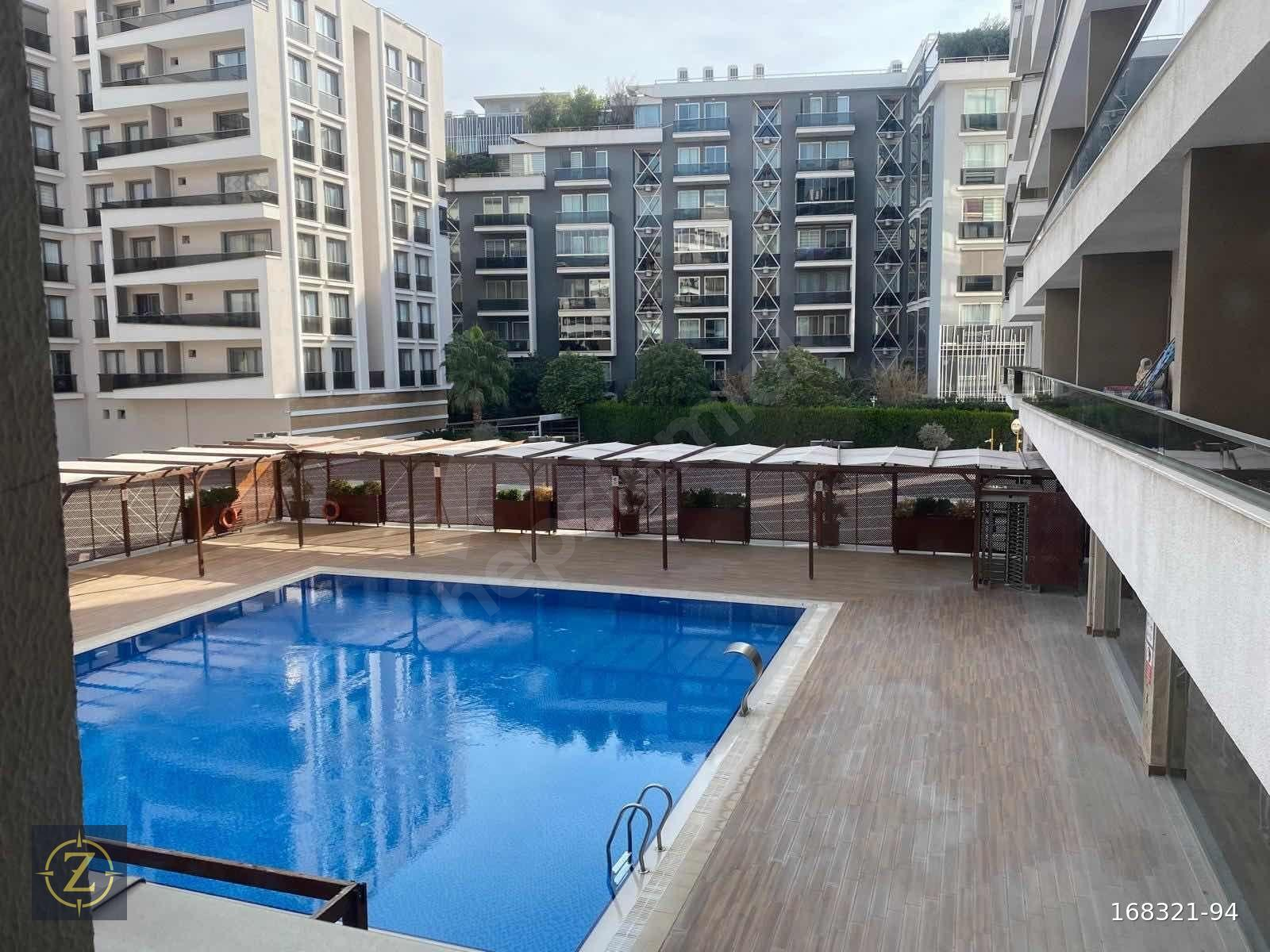 Yaşar Üniversitesi yakını Avcılar Cadde Teras kirasısız satılık