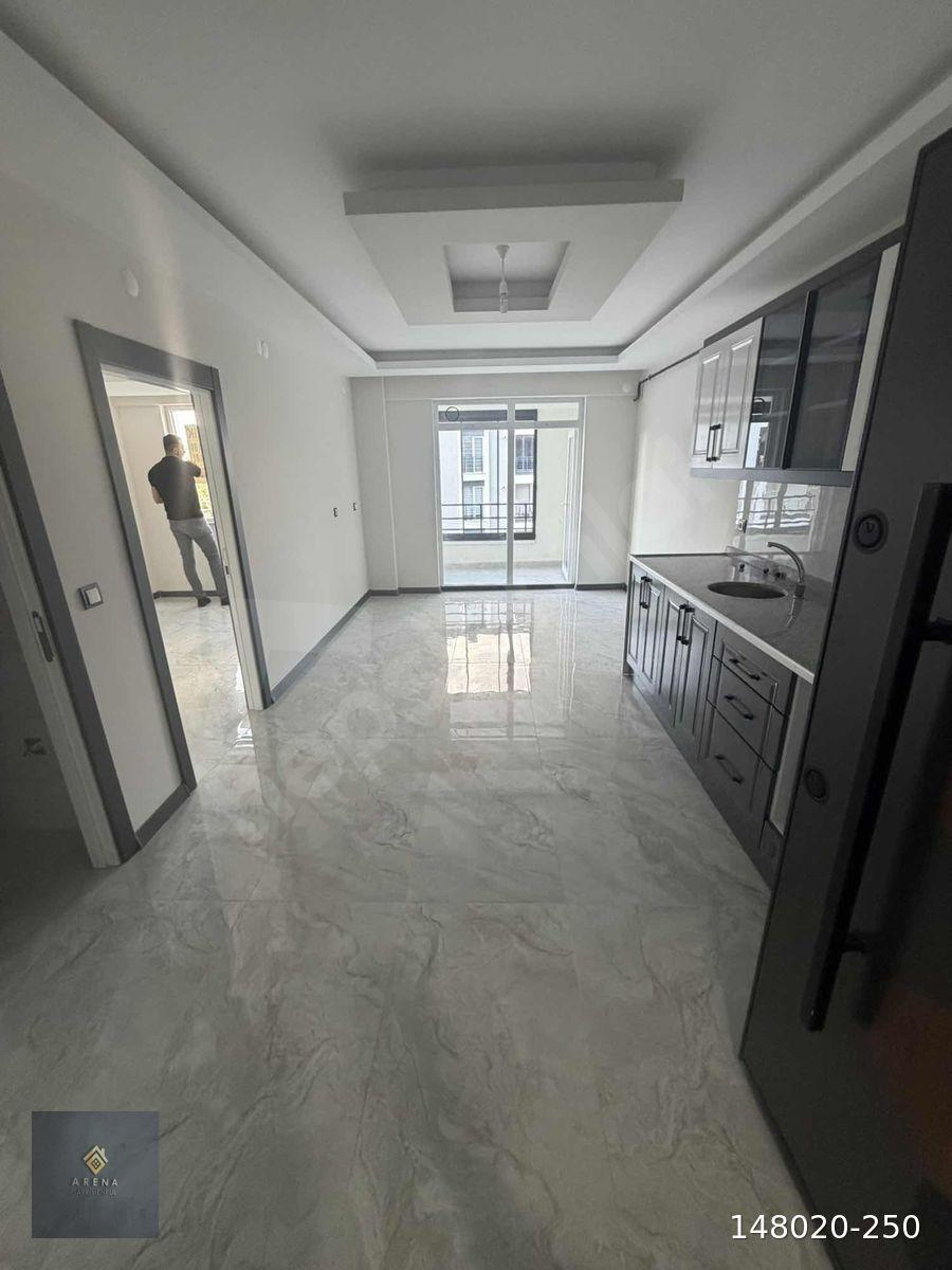 ARENADAN ÜNİVERSİTE CİVARI KİRALIK APARTLAR