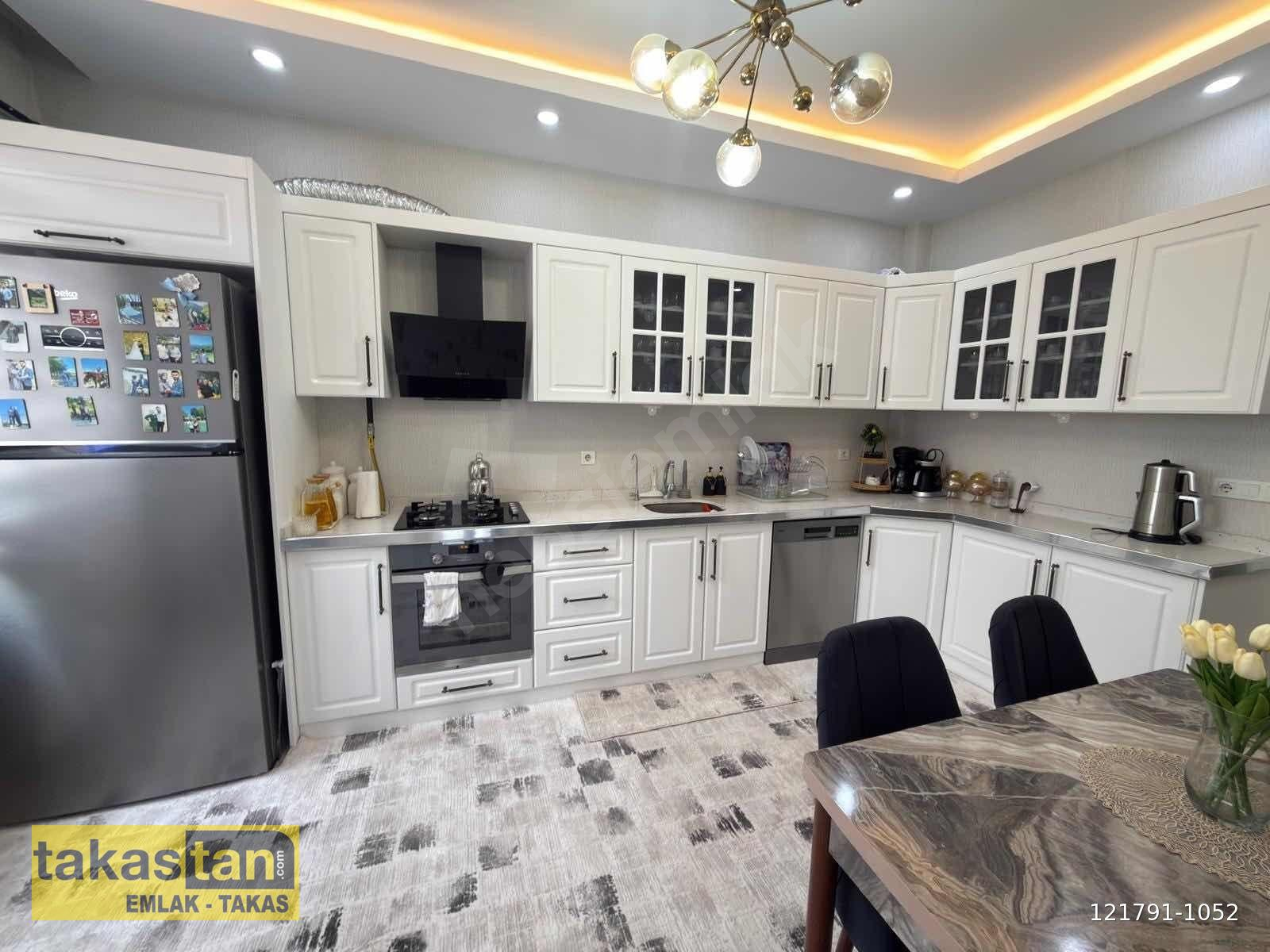 FISTIKLIK MERKEZ DE SATILIK MASRAFSIZ 3+1 DAİRE