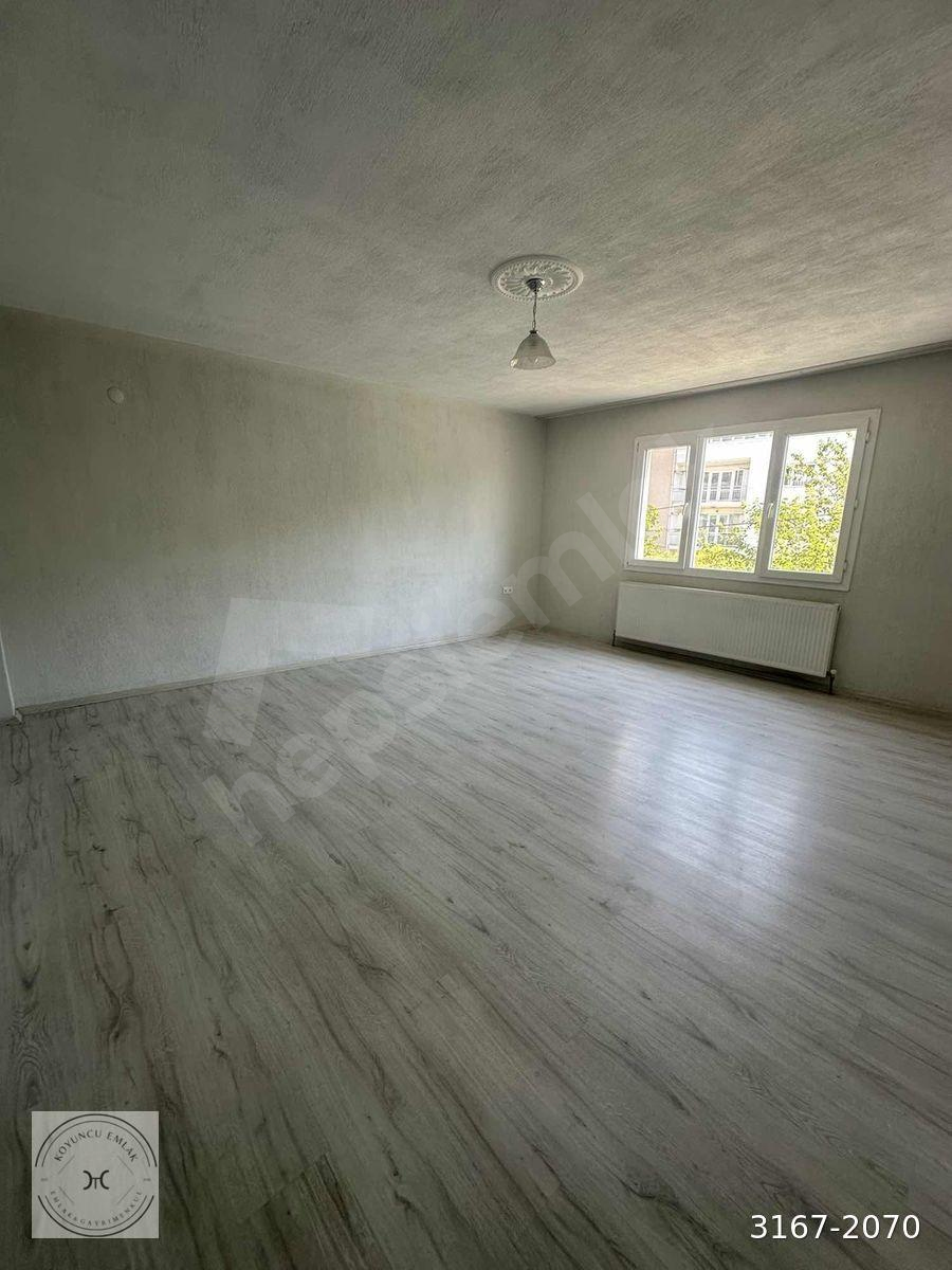 Bornova Mevlana Mahallesinde Kiralık 2+1 Doğalgazlı Daire