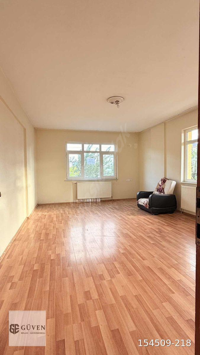 HAVUZLARDA CUMHURIYET PARKI CIVARINDA KIRALIK 3 + 1 140 metre²