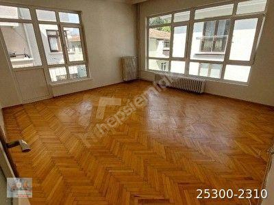 BAHÇELİEVLER MAH.4.CADDE ÜZER METRO VE HASTANELER YAKINI KATTA 3+1 TEMİZ SATILIK DAİRE ÖZGE'DEN..!!!