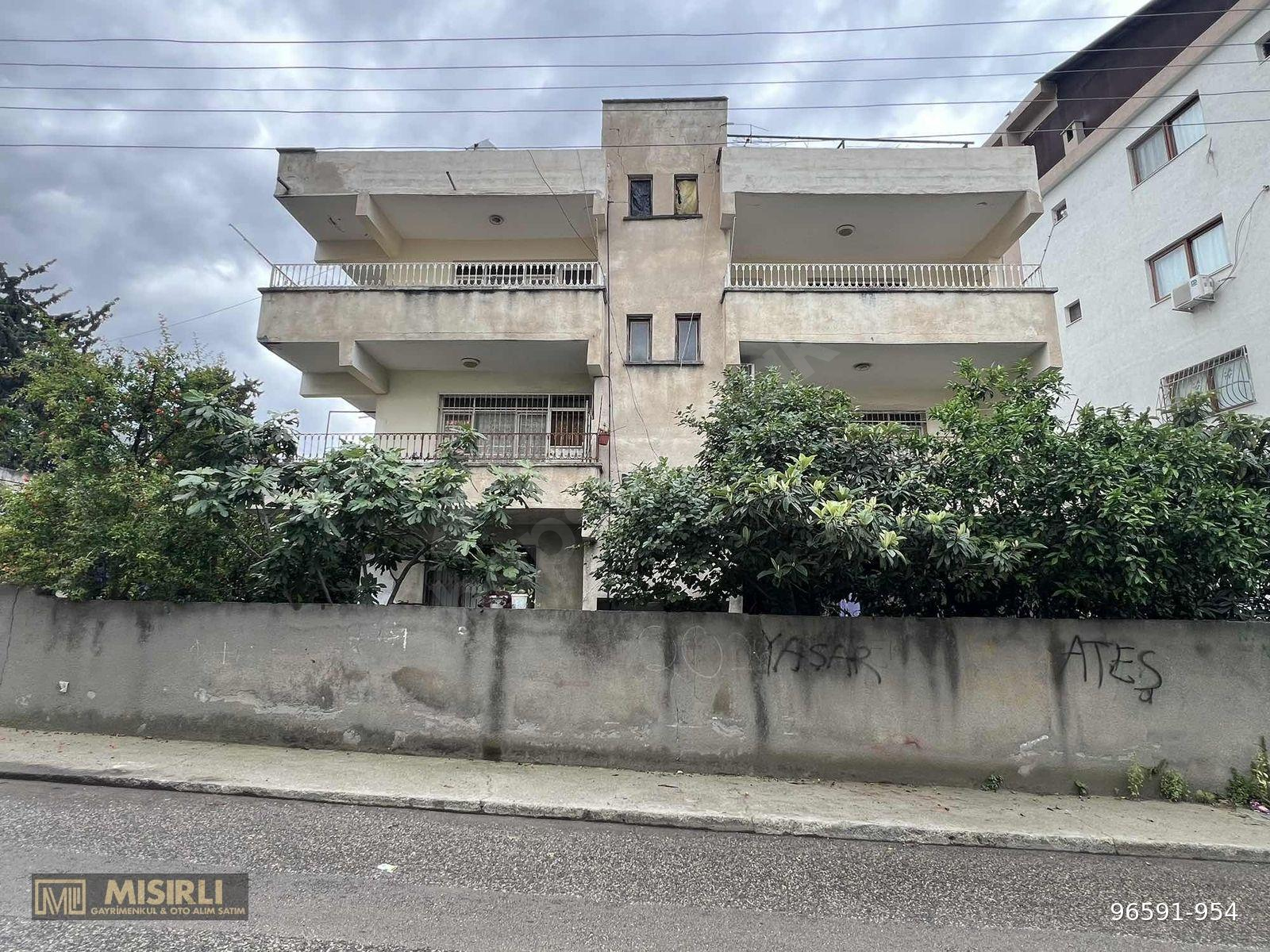 MISIRLI GAYRİMENKUL'DEN SATILIK 3 KATLI BİNA+PARSEL
