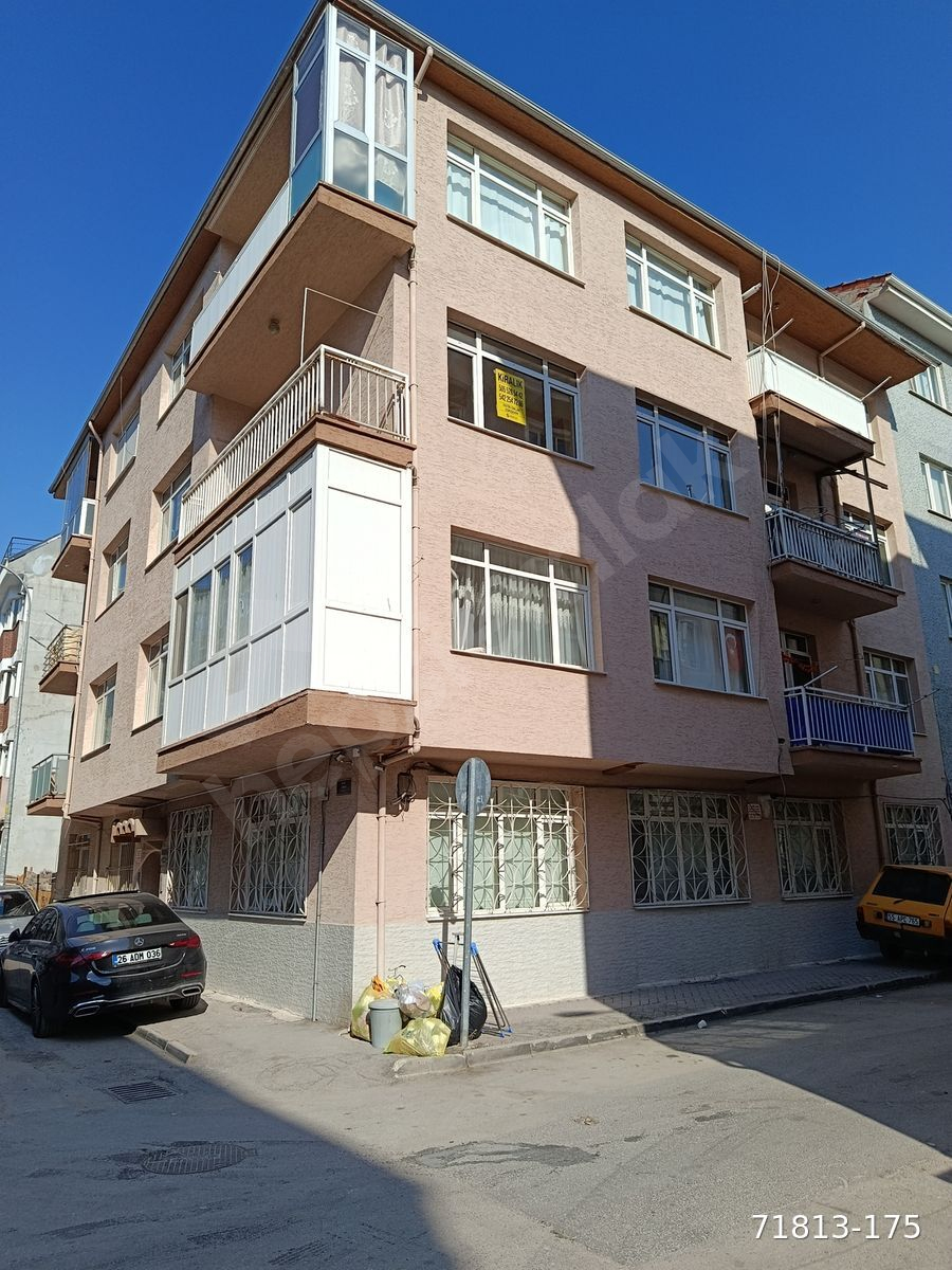 AKARBAŞI MAH. MODEL SOKAK KİRALIK 2+1 KOMBİLİ TEMİZ DAİRE
