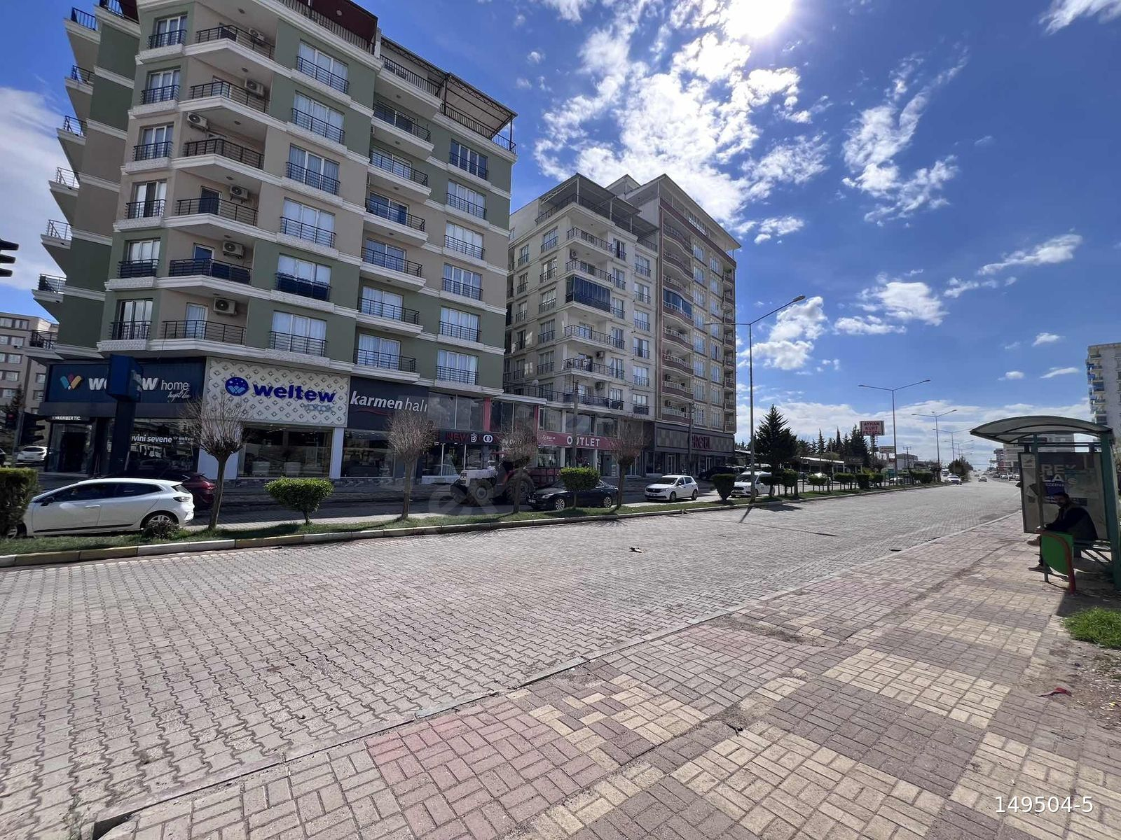KAHTAPORT AVM KARŞISNDA ALİ ÖZER SATILIK 3+1 DAİRE 165M2 TERASLI