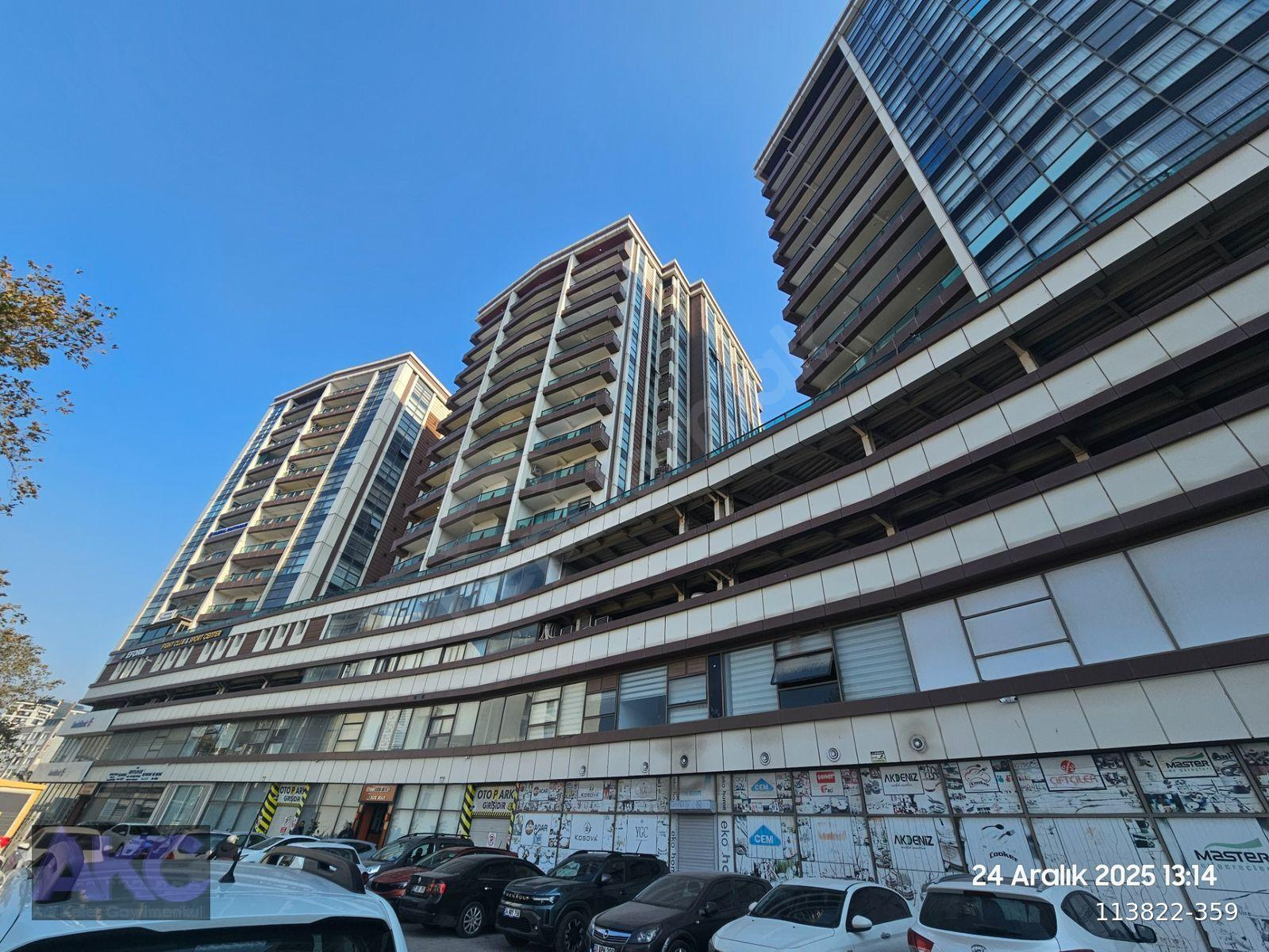 AKG'den Çay Mahallesi Steel Towers ta C blok 11.Kat 3+1 Satılık Ev