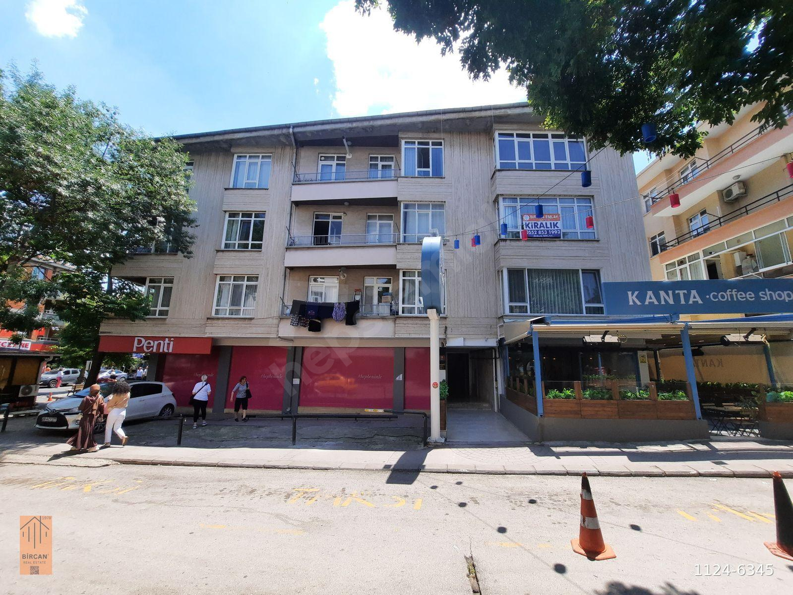 BAHÇELİEVLER 65.SOKAKTA (ESKİ 25.) BİRCANDAN EŞYALI 2.KAT 105 m² 3+1 KOMBİLİ ÖĞRENCİYE UYGUN DAİRE
