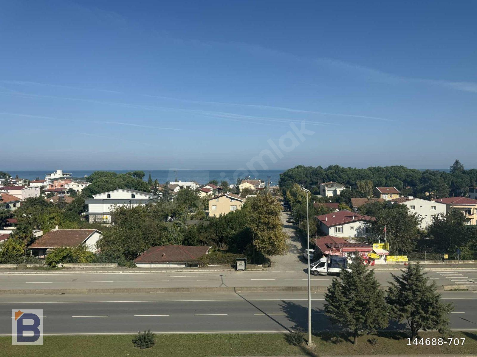 BULUT EMLAK I DENİZ MANZARALI ANAYOLA CEPHE SATILIK 2+1 DAİRE